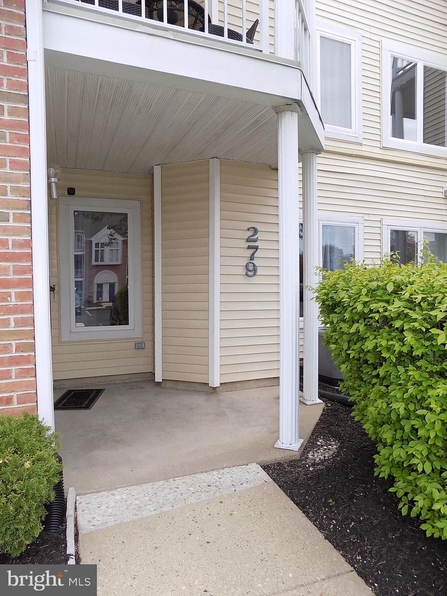 Welcome to this beautifully maintained 2-bedroom, 1-bath condo in the desirable Crestwood Condominiums community of Levittown! Step into a spacious living room featuring a cozy fireplace and an open layout that flows seamlessly into the dining area—perfect for entertaining. The kitchen offers white cabinetry, granite countertops, and a convenient pass-through window, creating a bright and functional space for everyday living. The large primary bedroom boasts a generous walk-in closet and direct access to the updated hall bath, complete with a double-sink vanity and a relaxing soaking tub surrounded by tile. Just outside the primary bedroom, enjoy your private patio with an additional storage closet—ideal for outdoor relaxation or extra space. Residents of Crestwood Condominiums enjoy access to a community pool and beautifully maintained grounds. With a convenient location near major roadways, shopping, and dining, this home offers both comfort and accessibility. Don't miss your chance to make this charming condo your new home!