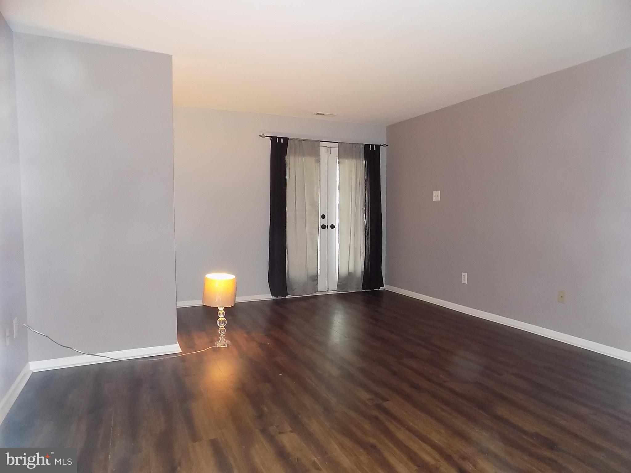 CRESTWOOD CONDO - Residential