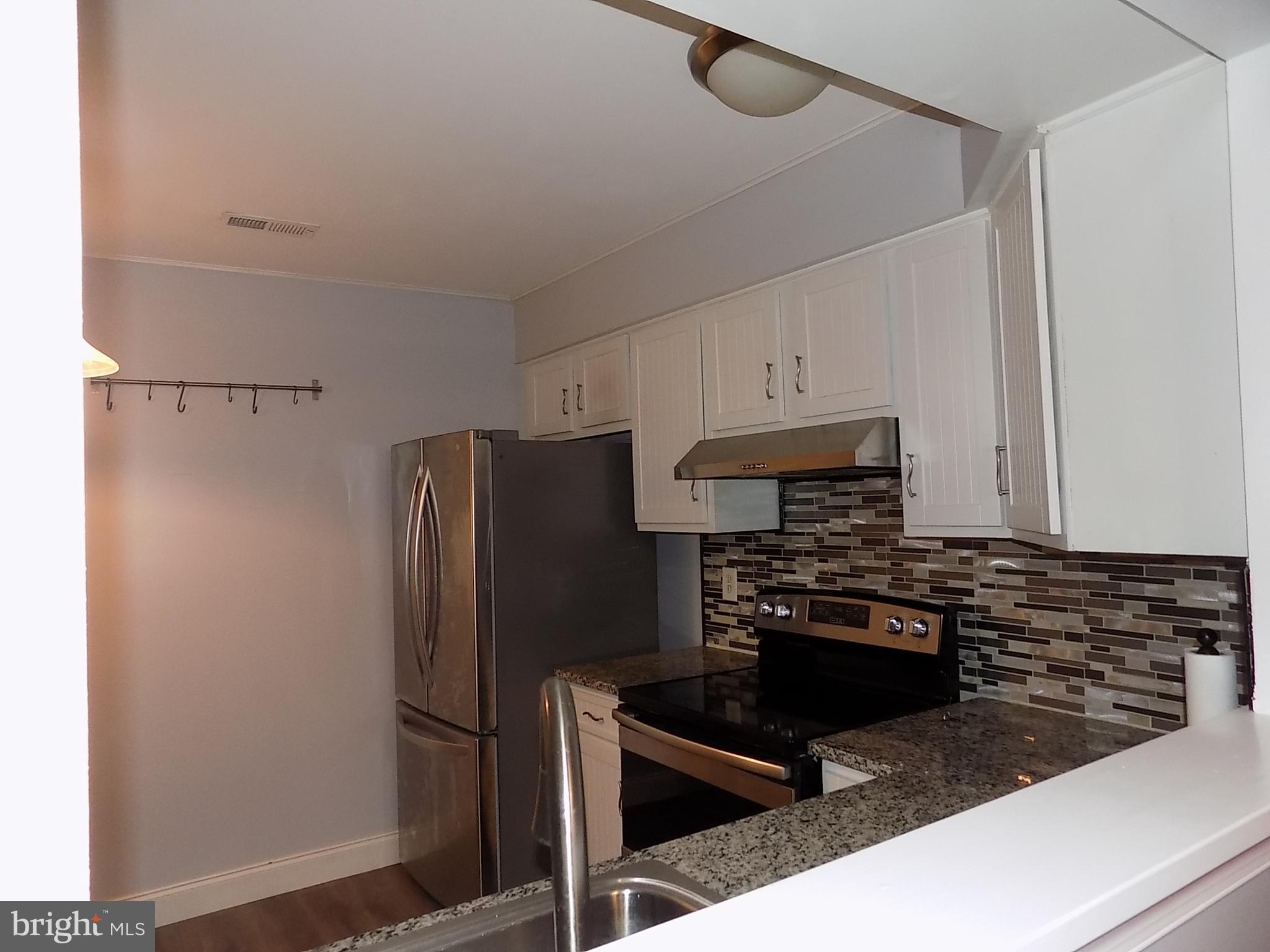 CRESTWOOD CONDO - Residential