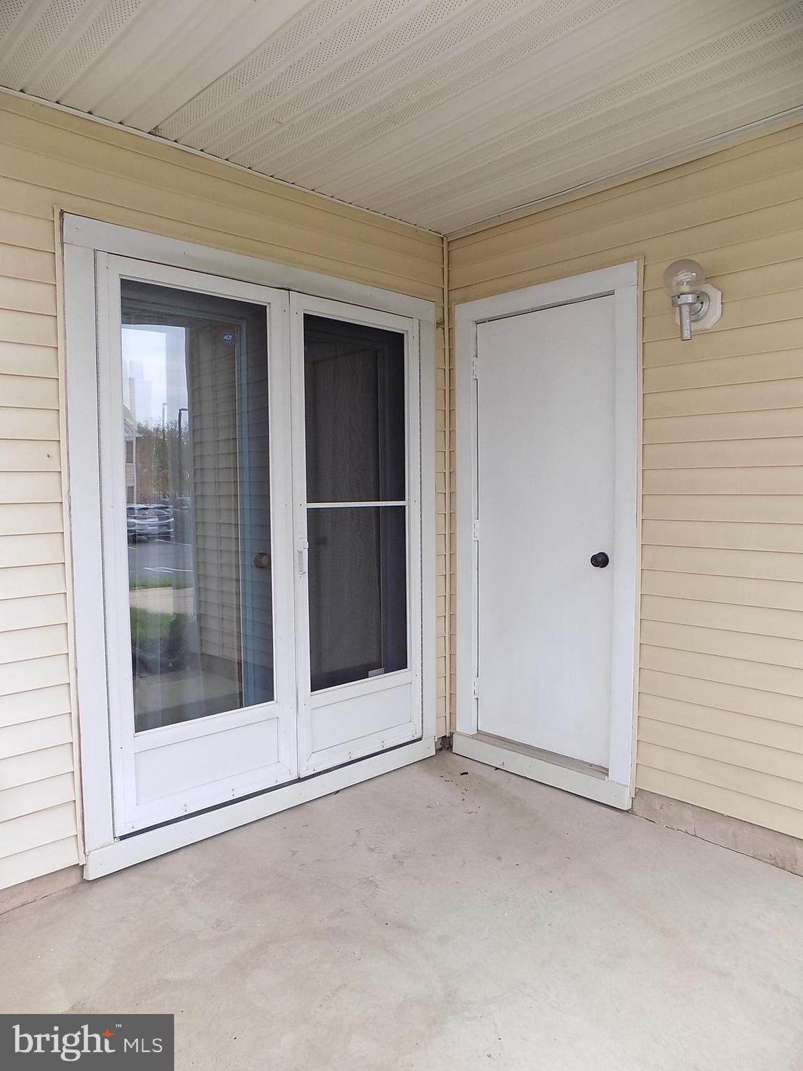 CRESTWOOD CONDO - Residential