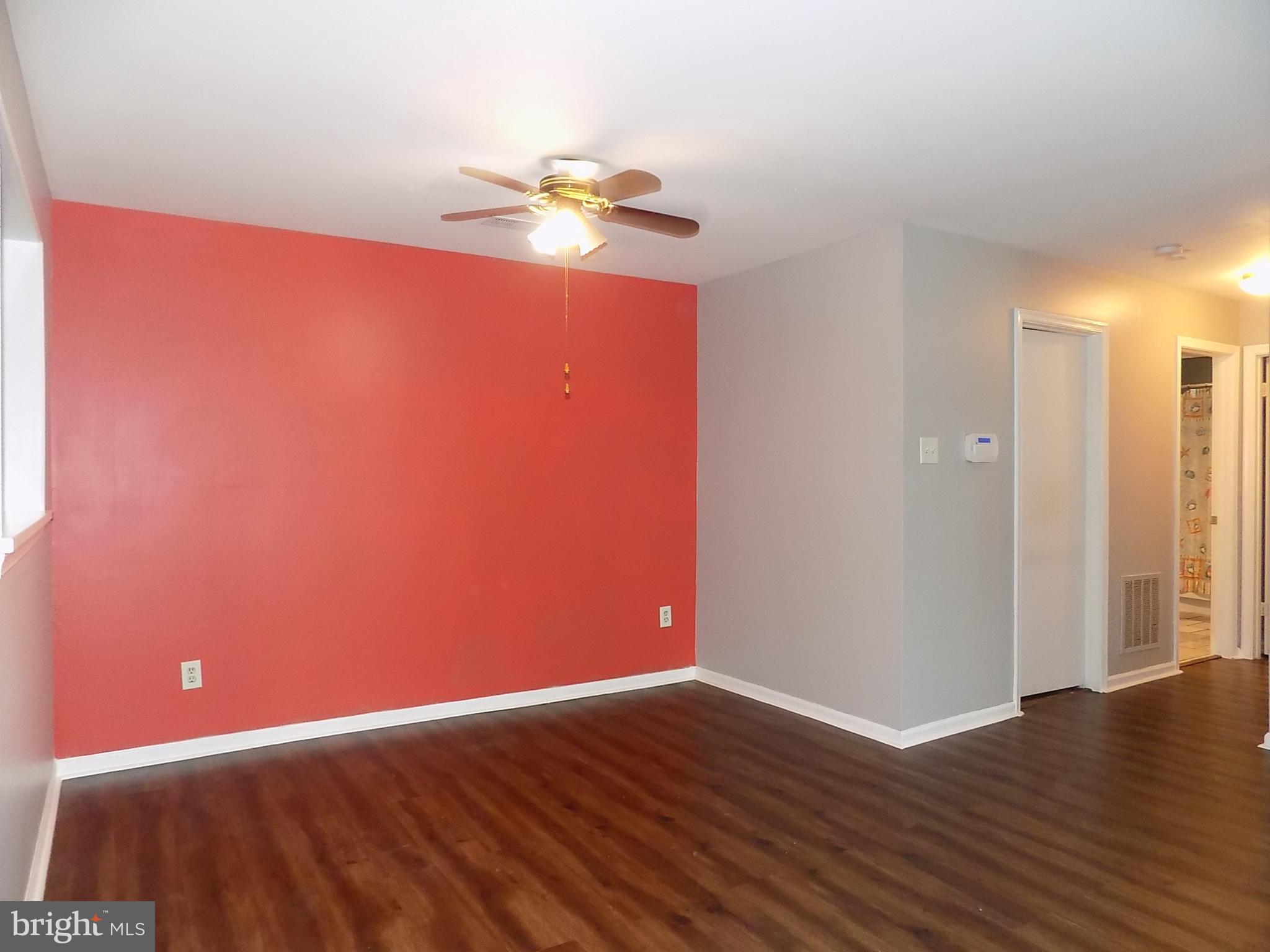 CRESTWOOD CONDO - Residential