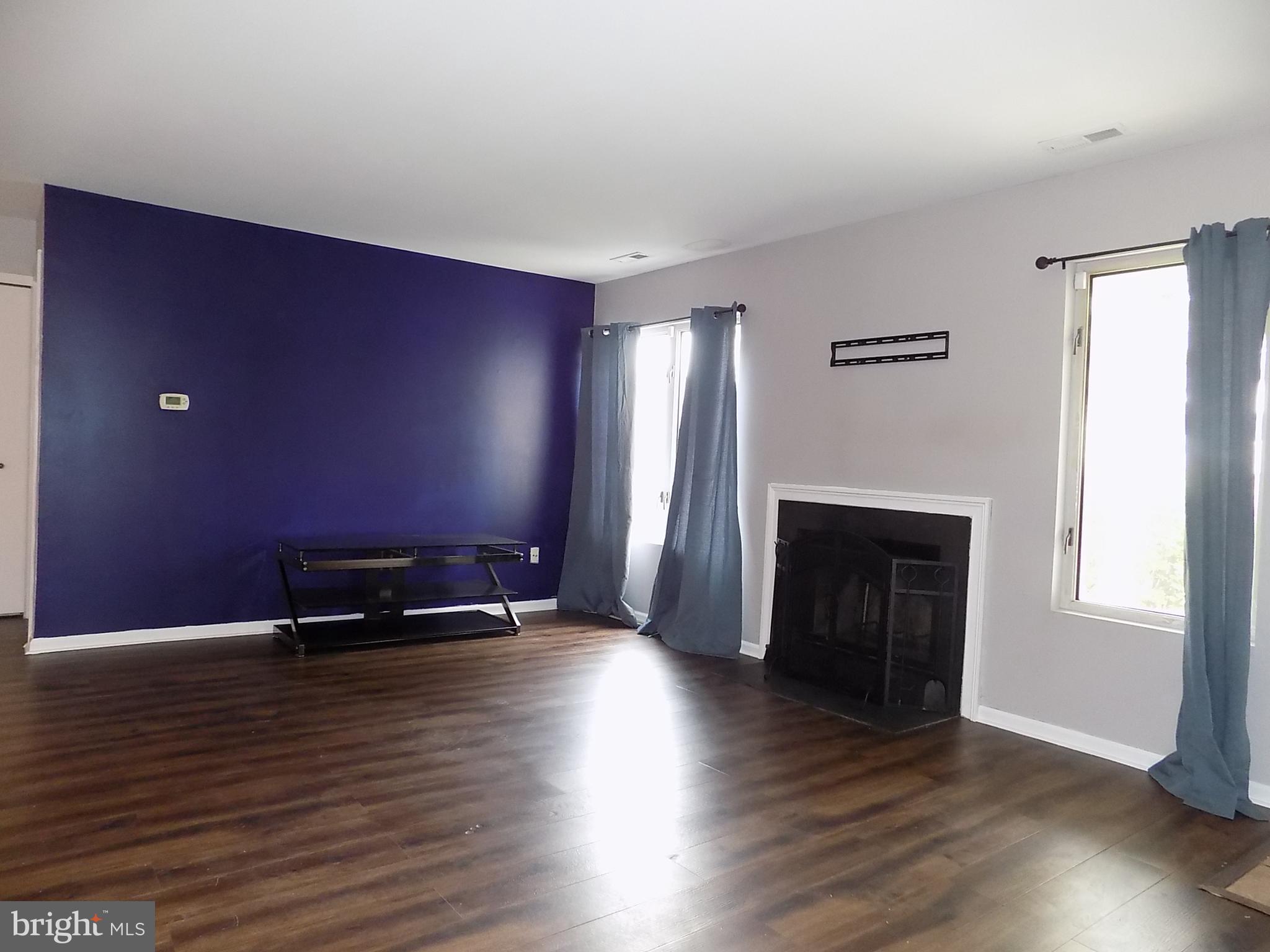 CRESTWOOD CONDO - Residential