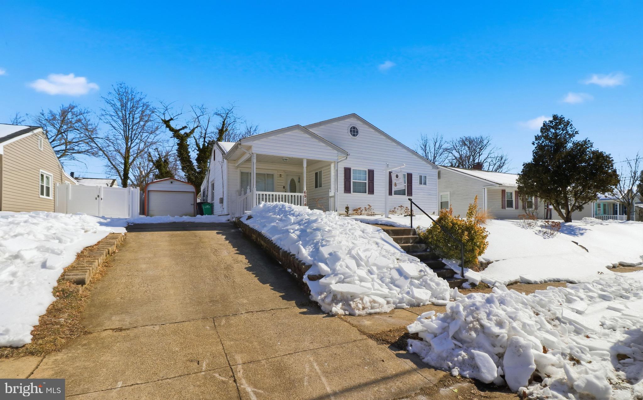 SOUTHLAWN - Residential