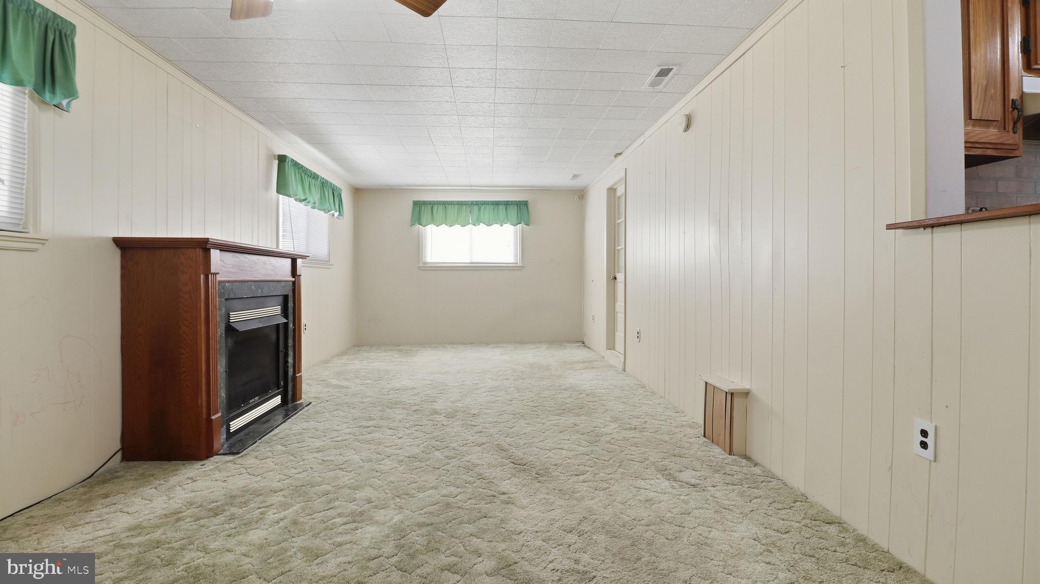 SOUTHLAWN - Residential