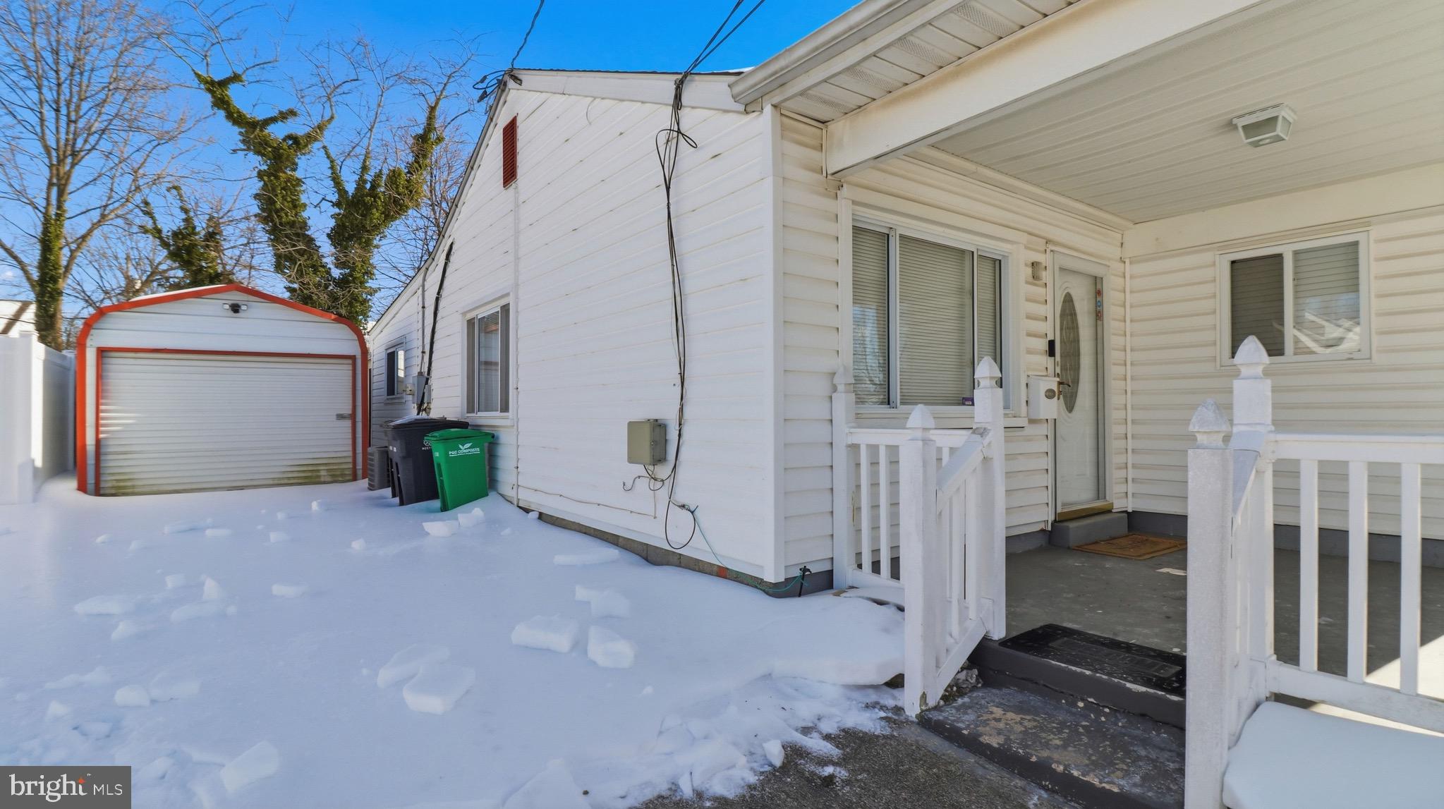 SOUTHLAWN - Residential