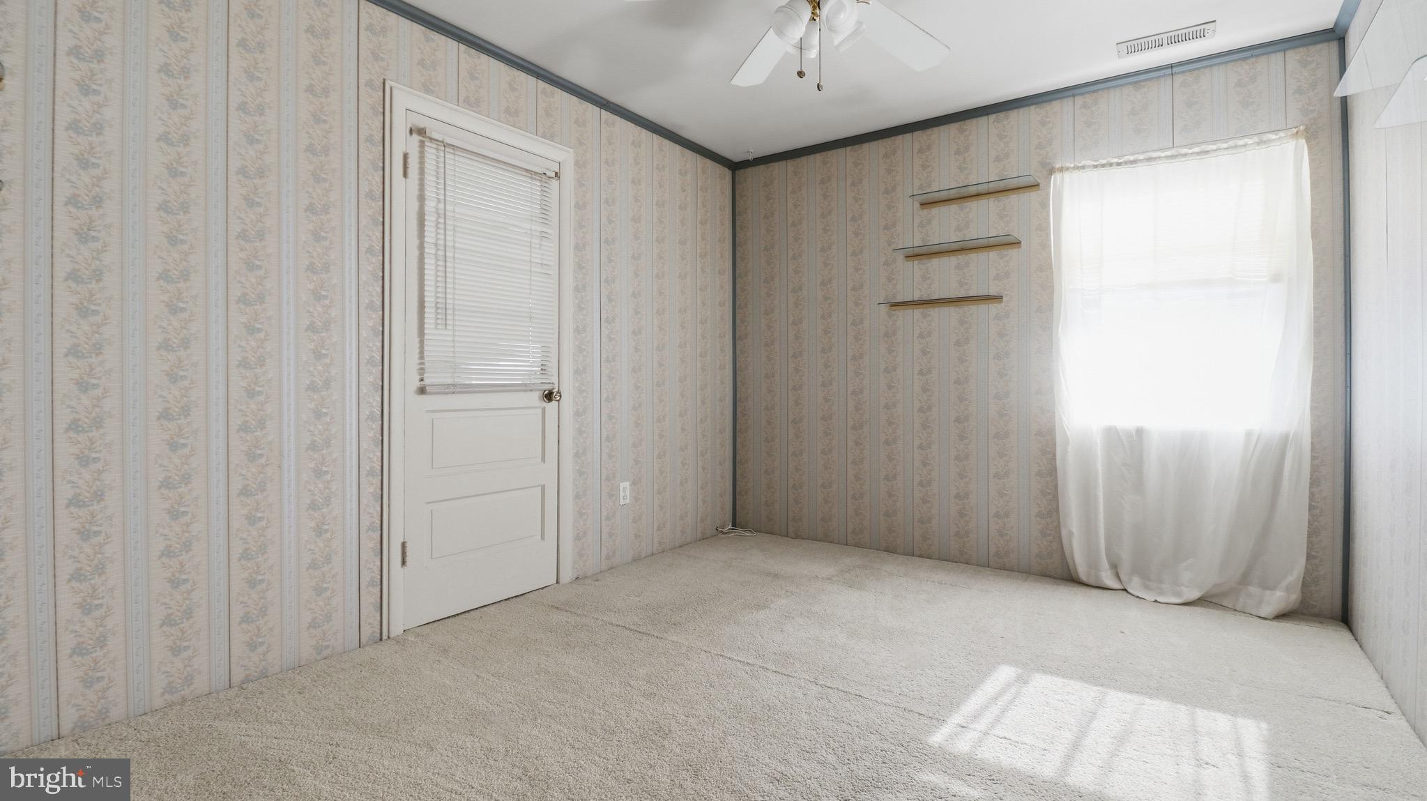 SOUTHLAWN - Residential