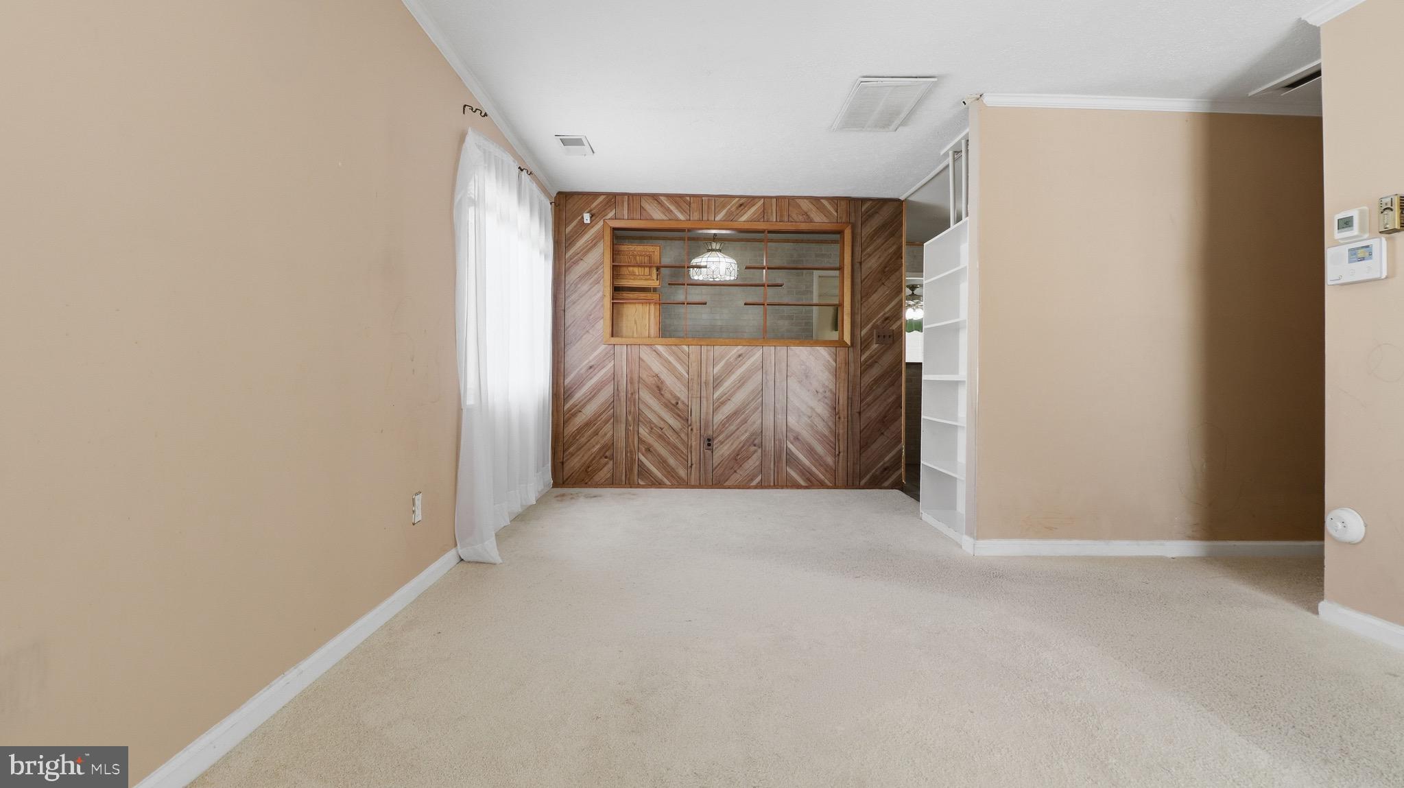 SOUTHLAWN - Residential