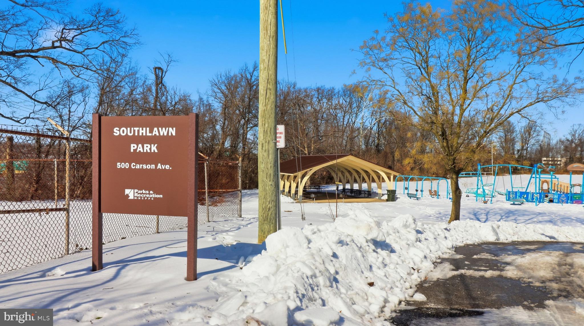 SOUTHLAWN - Residential