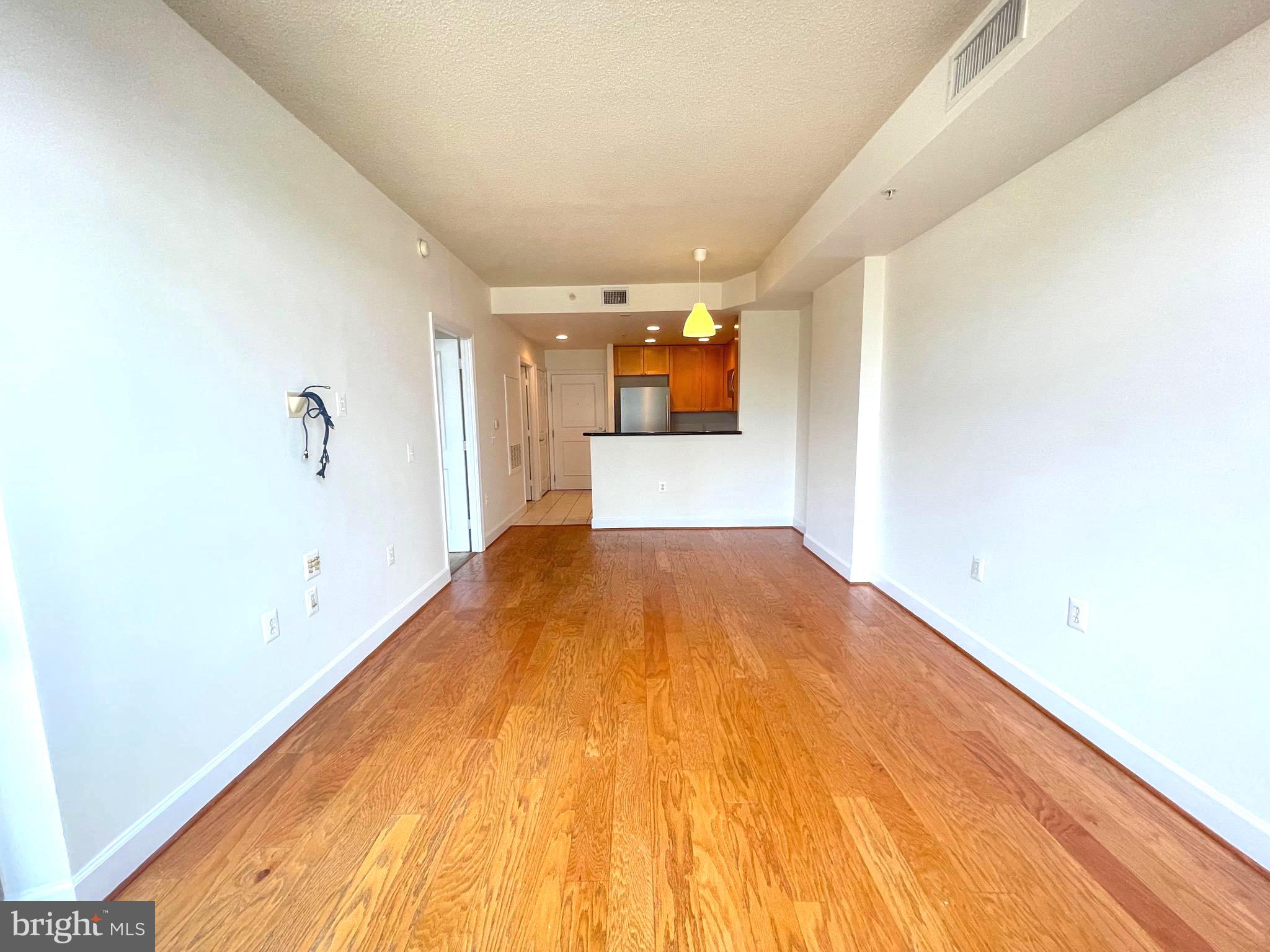 ECLIPSE ON CENTER PARK - Residential Lease