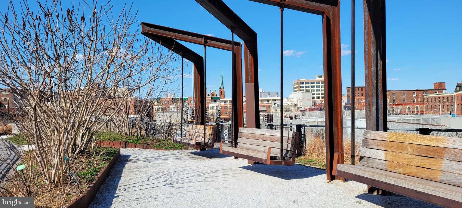 CENTER CITY - Residential