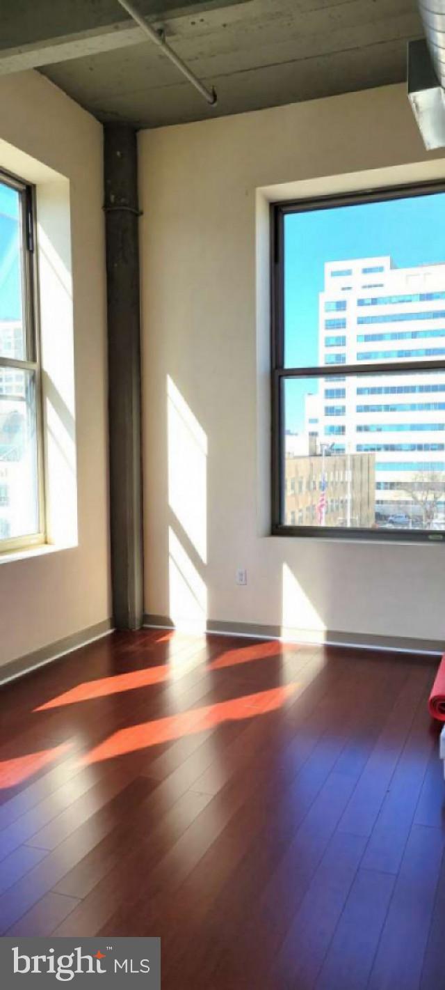 SPRING GARDEN - Residential