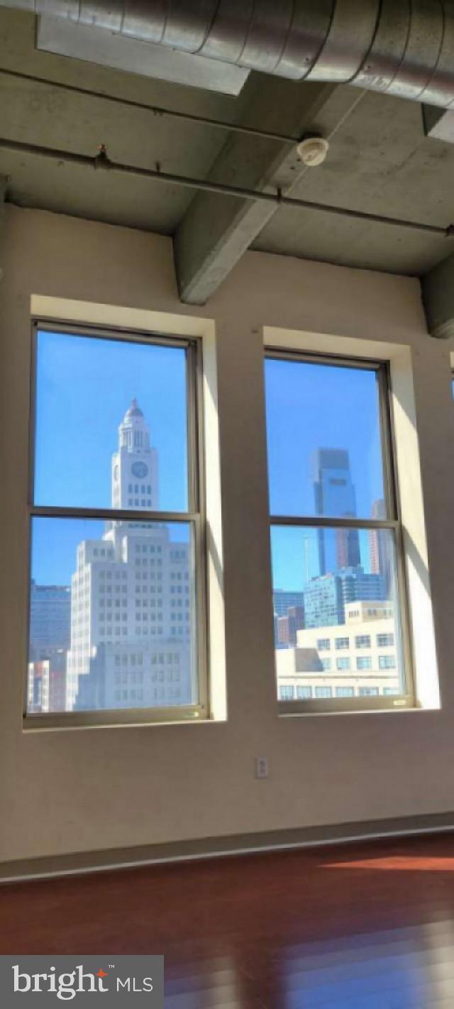 CENTER CITY - Residential