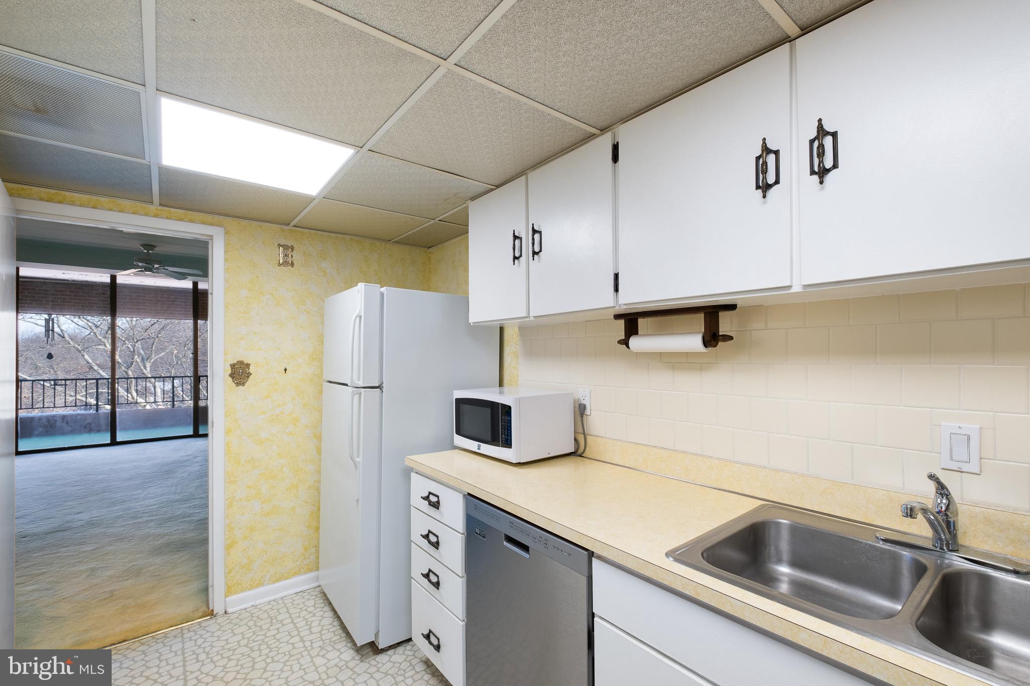 COFFEE RUN - Residential