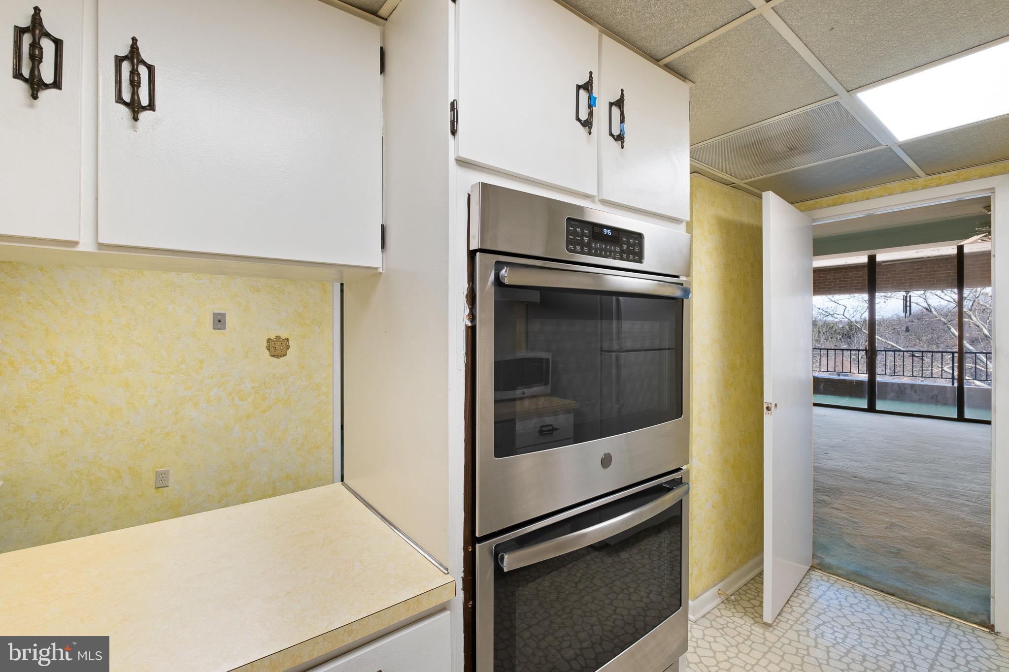 COFFEE RUN - Residential