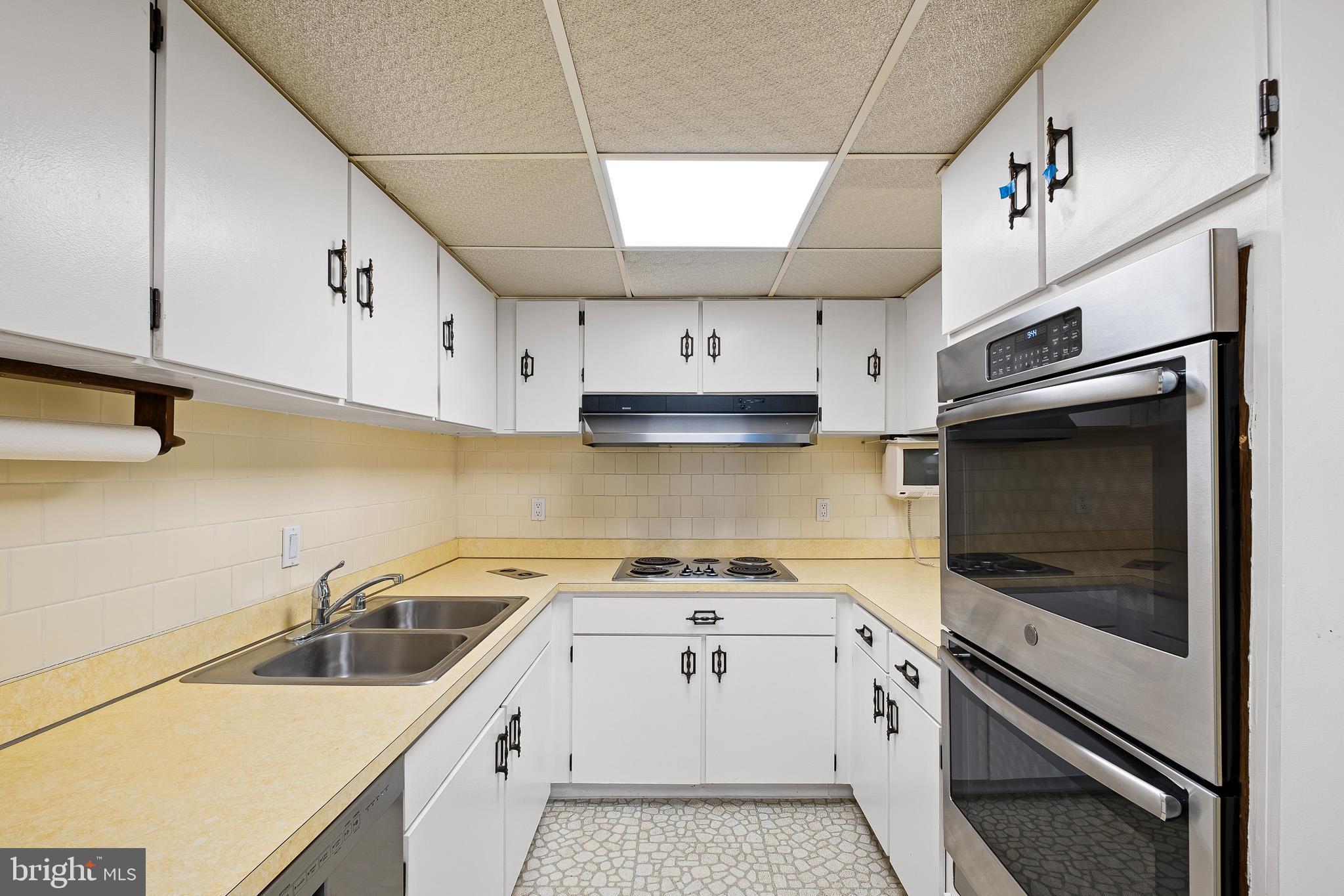 COFFEE RUN - Residential