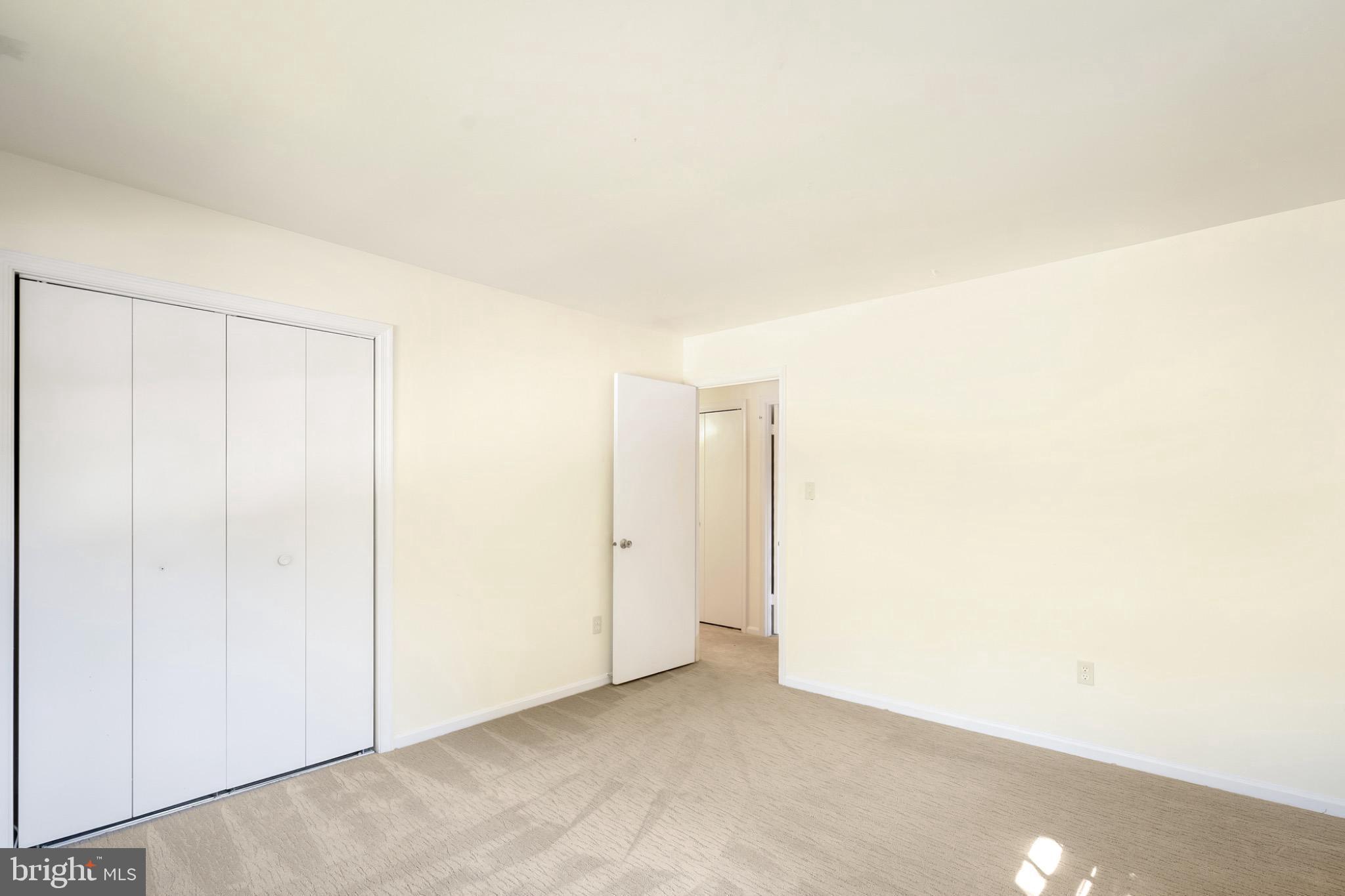 ORANGE HUNT ESTATES WEST - Residential Lease