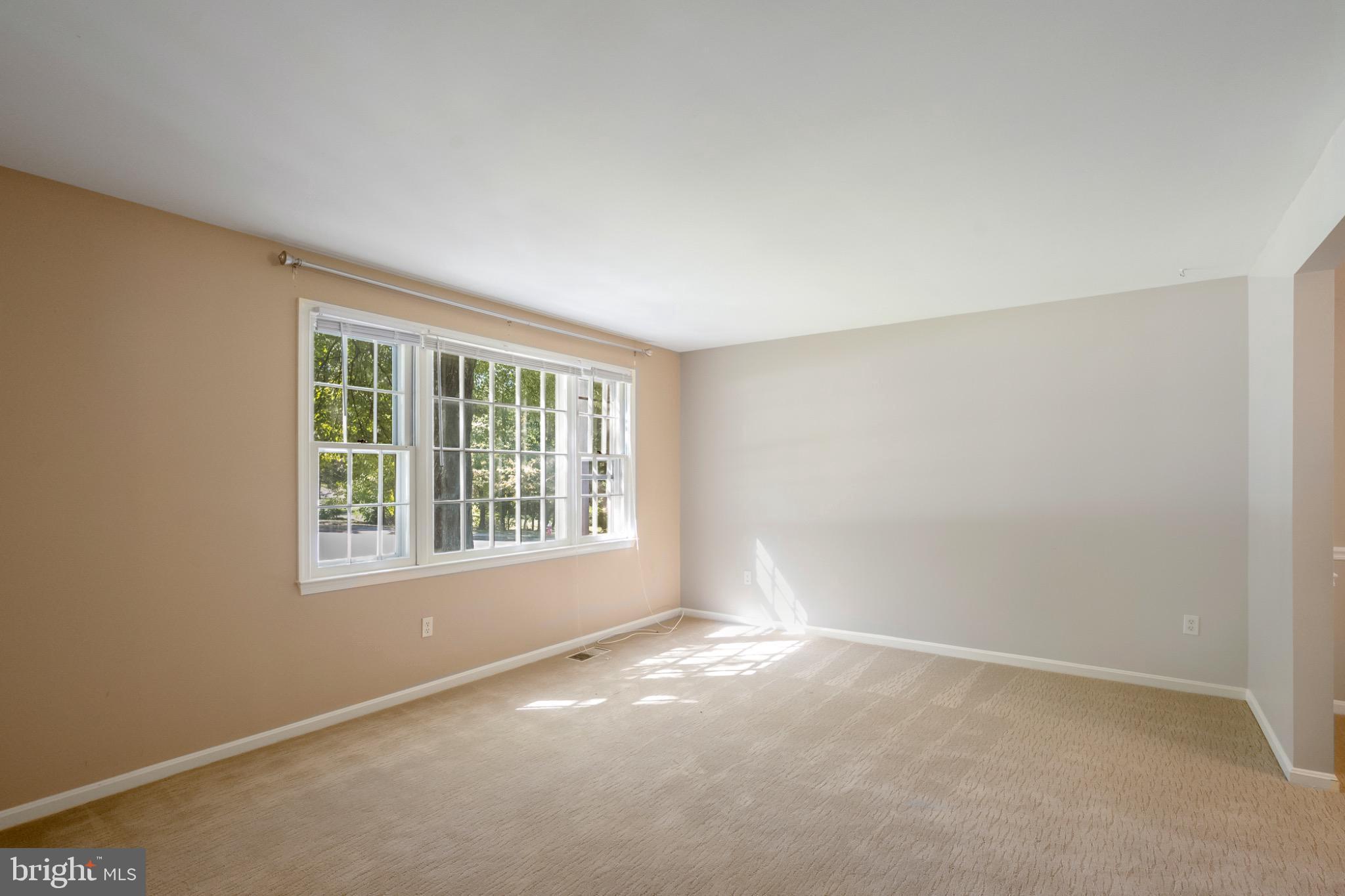 ORANGE HUNT ESTATES WEST - Residential Lease