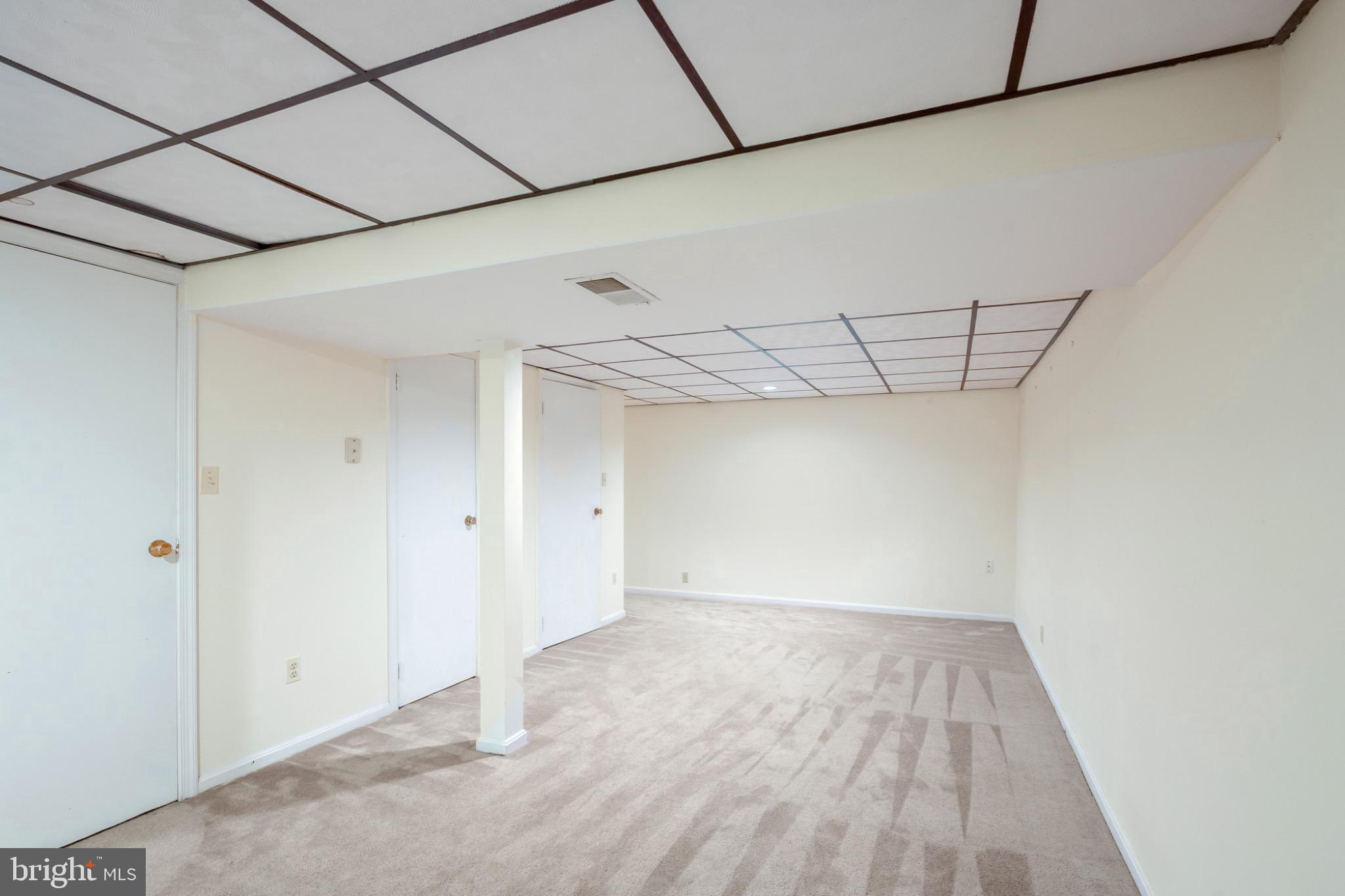 ORANGE HUNT ESTATES WEST - Residential Lease