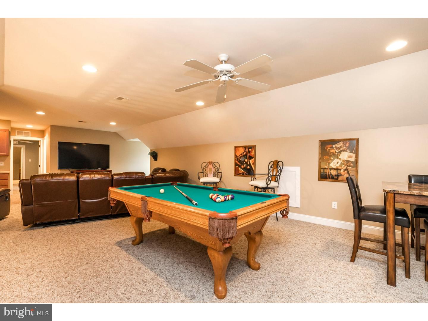 QUAKER HILL - Residential