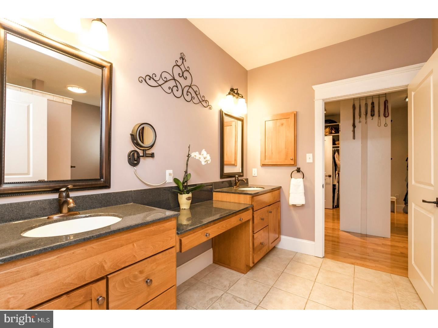 QUAKER HILL - Residential