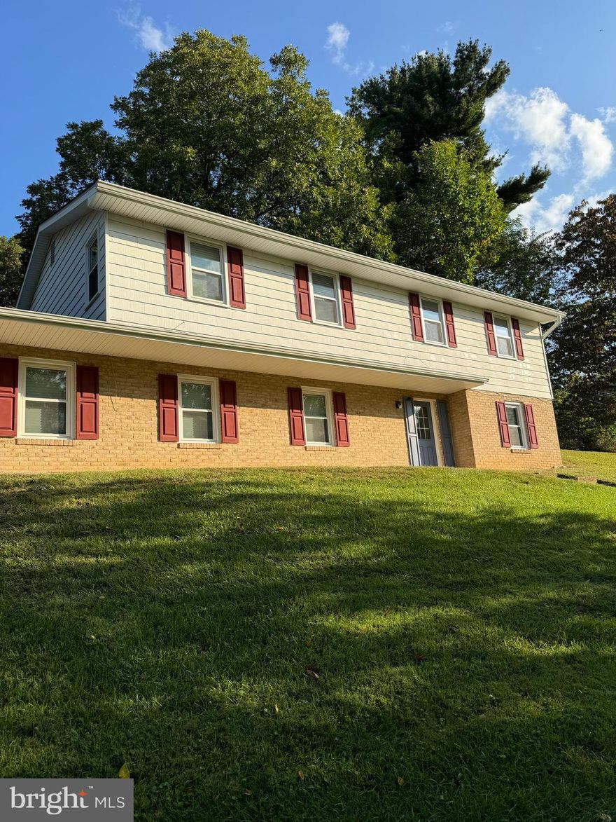 * * * THIS IS A LOWER LEVEL UNIT ONLY! * * * Interior photos coming soon!