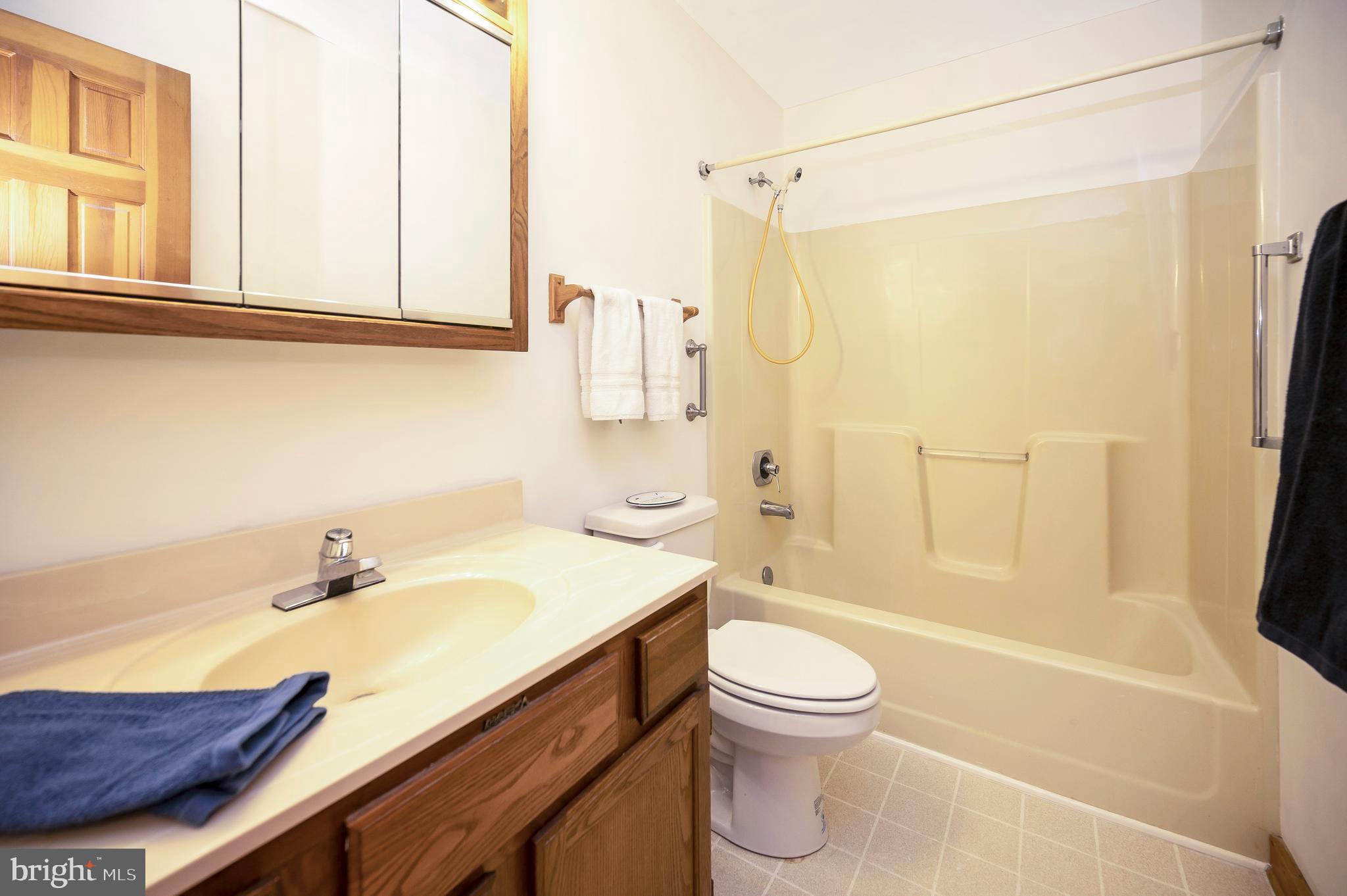 LAKE OF THE WOODS - Residential