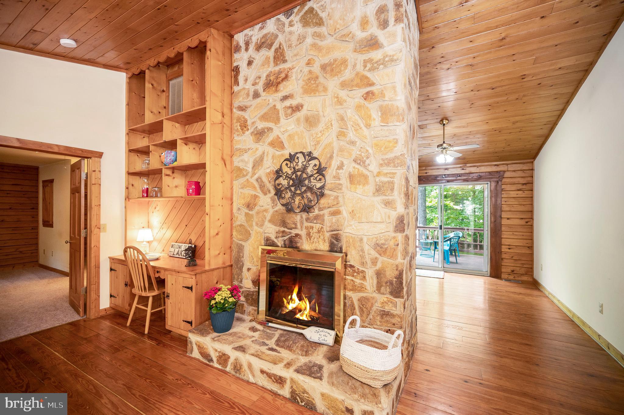 LAKE OF THE WOODS - Residential