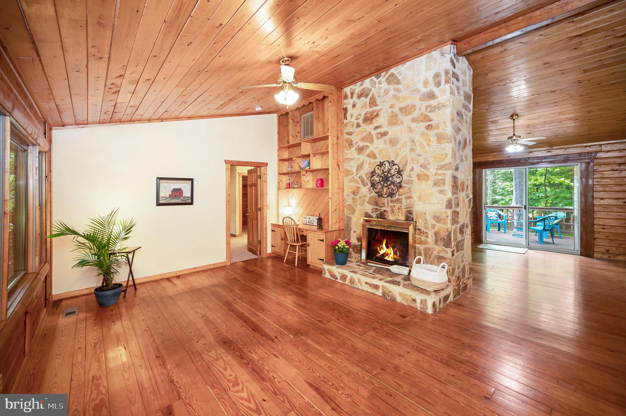 LAKE OF THE WOODS - Residential