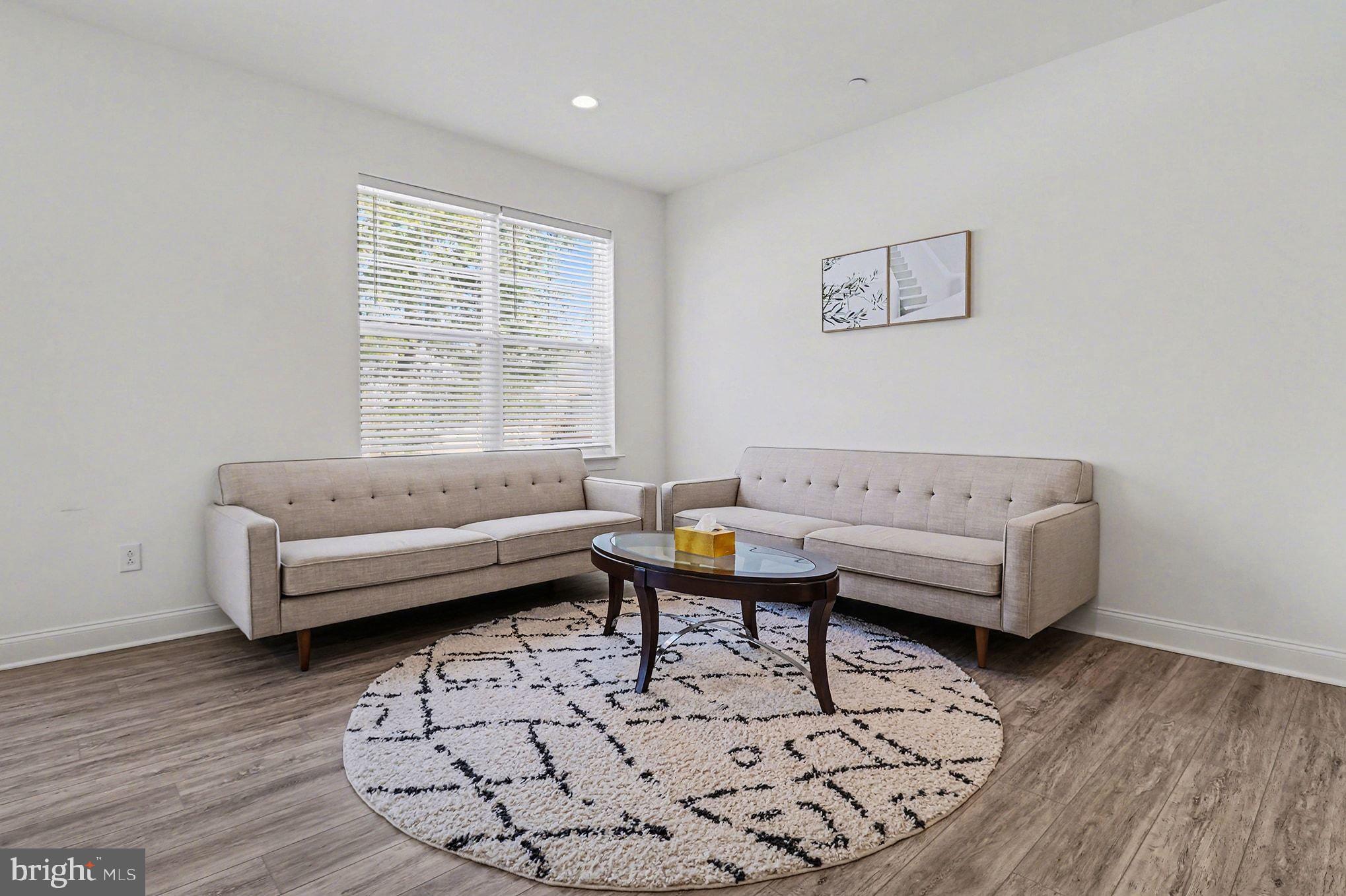 THE RESERVE AT OLD ARCH - Residential