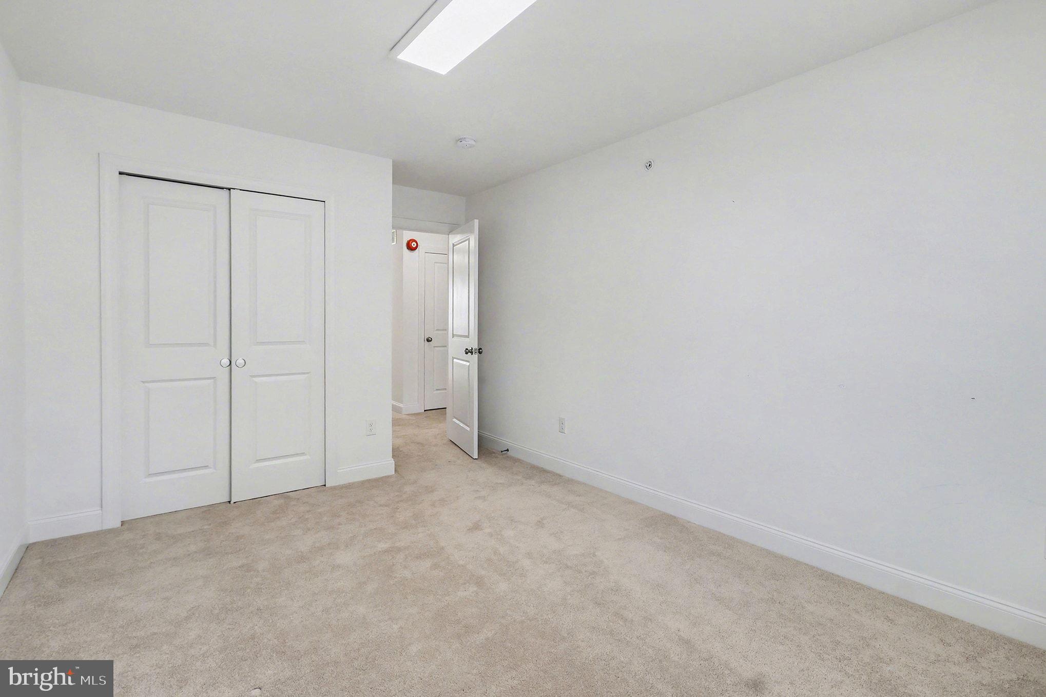 THE RESERVE AT OLD ARCH - Residential