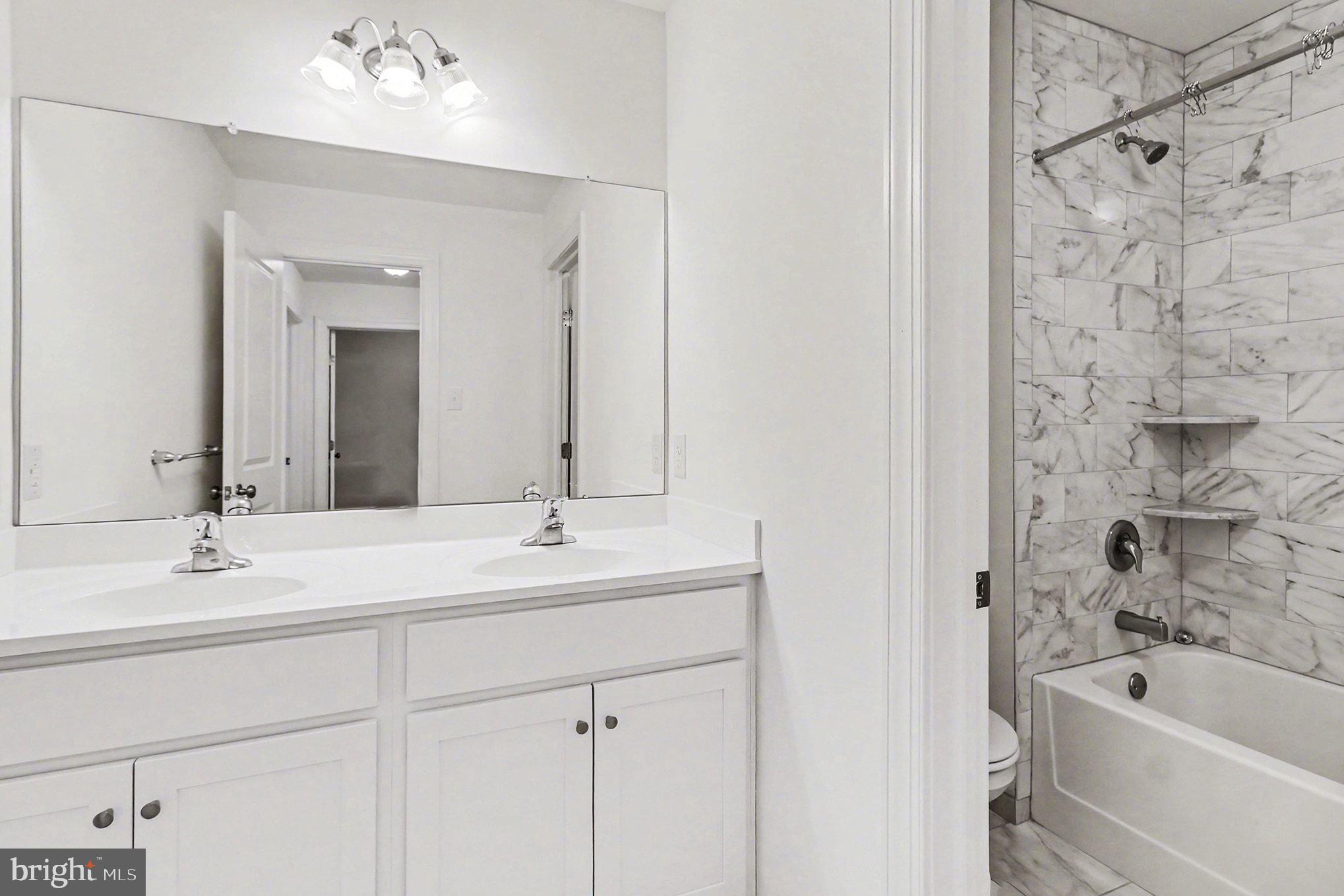 THE RESERVE AT OLD ARCH - Residential