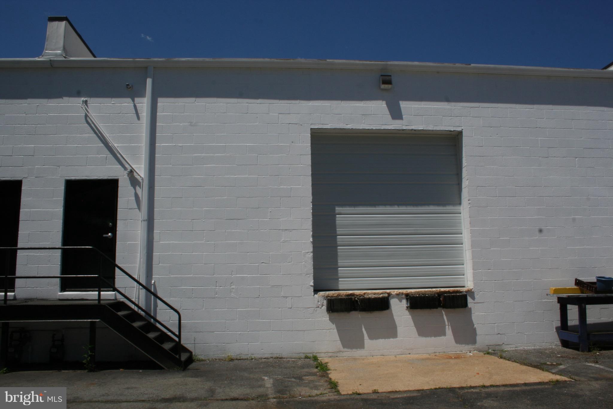 THE B & H PENN - Commercial Lease