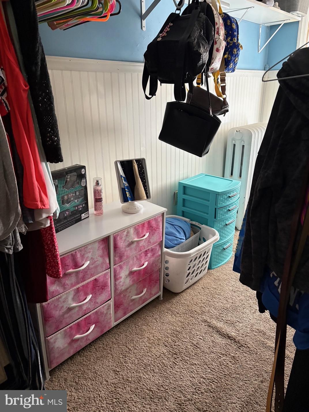 FRACKVILLE - Residential