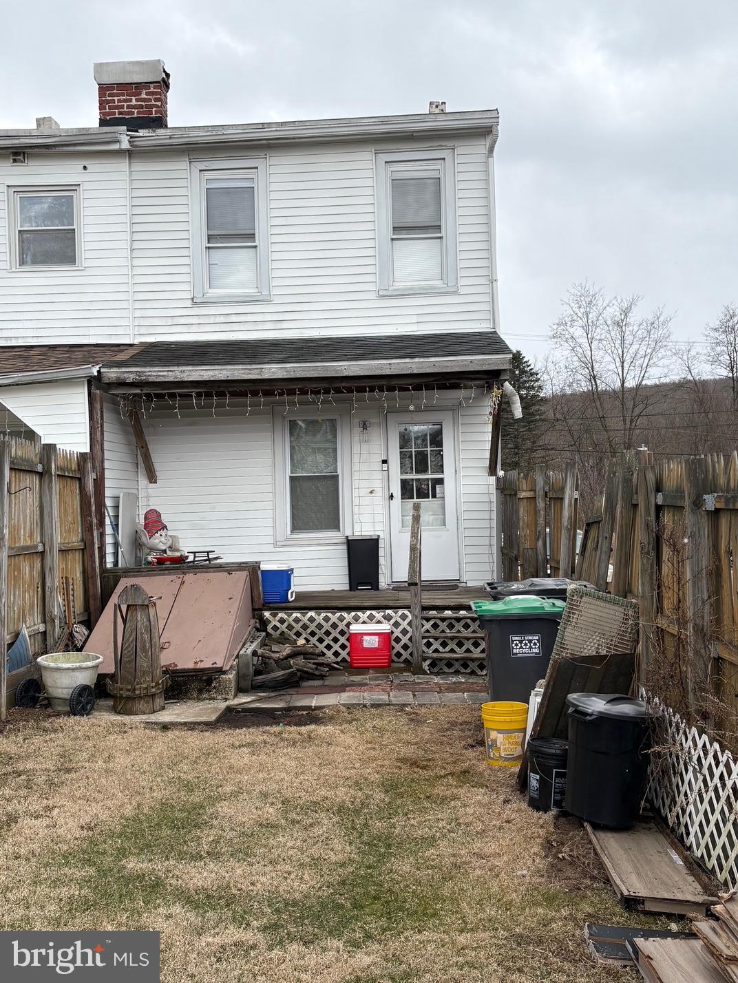 FRACKVILLE - Residential