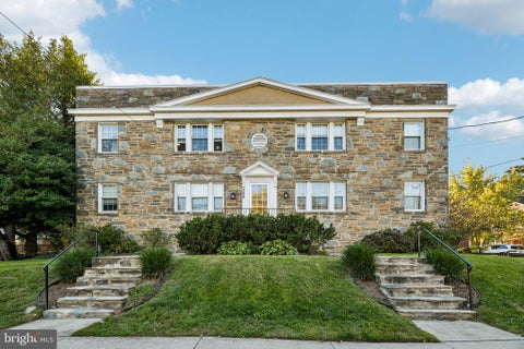 Photo of 306 Commonwealth Avenue #5, ALEXANDRIA, VA 22301 (MLS # VAAX2065966)