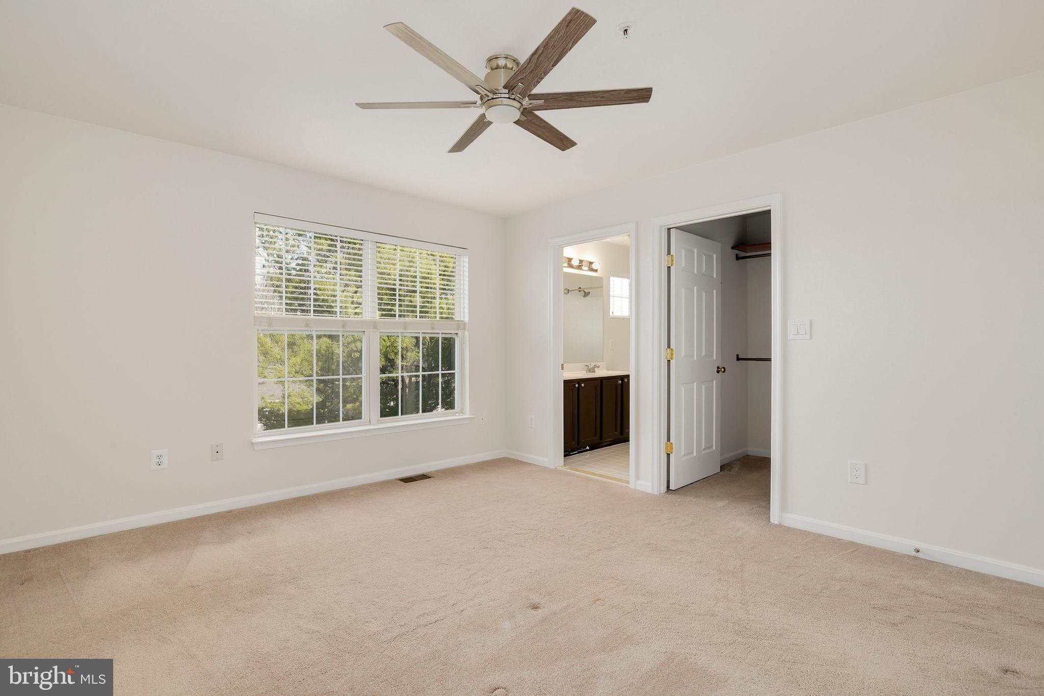 CLOVERLEAF CENTER - Residential