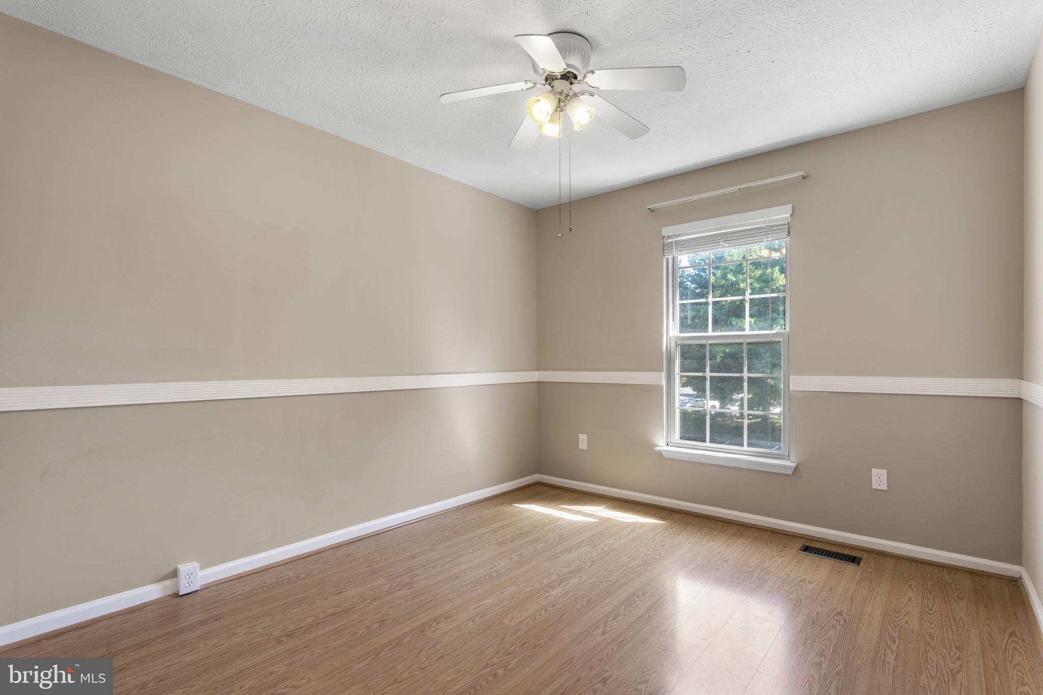 ROBIN MEADOWS - Residential