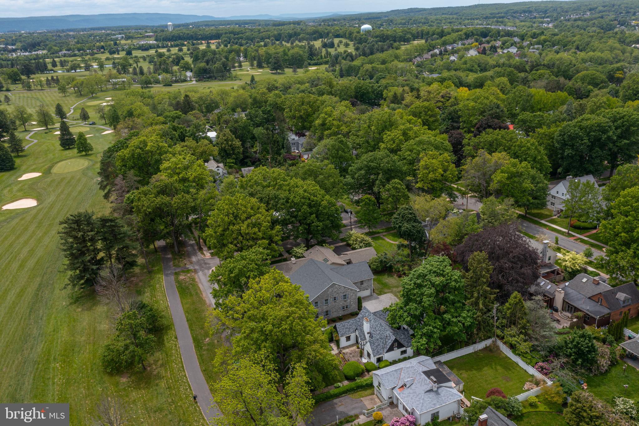 COLLEGE HEIGHTS - Residential