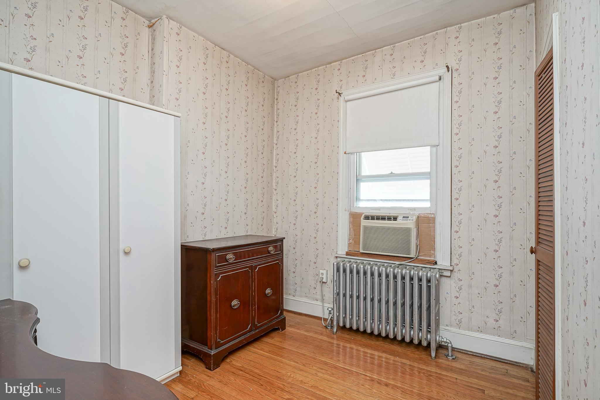 LOWER MOYAMENSING - Residential