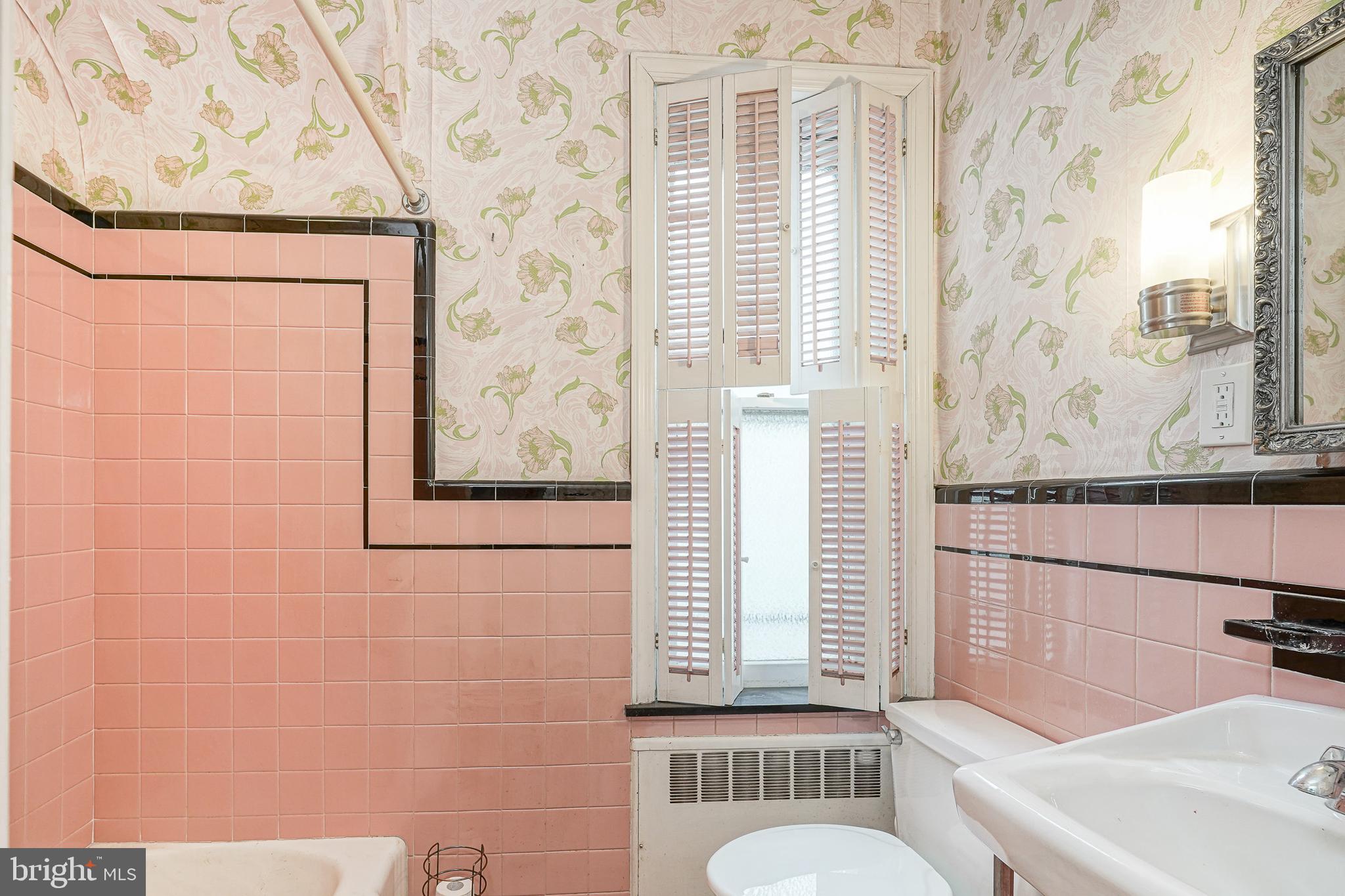 LOWER MOYAMENSING - Residential