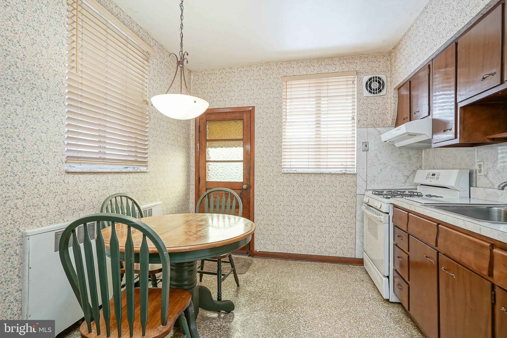 LOWER MOYAMENSING - Residential