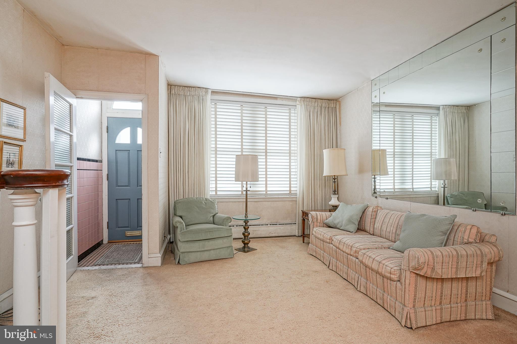 2522 S WARNOCK STREET