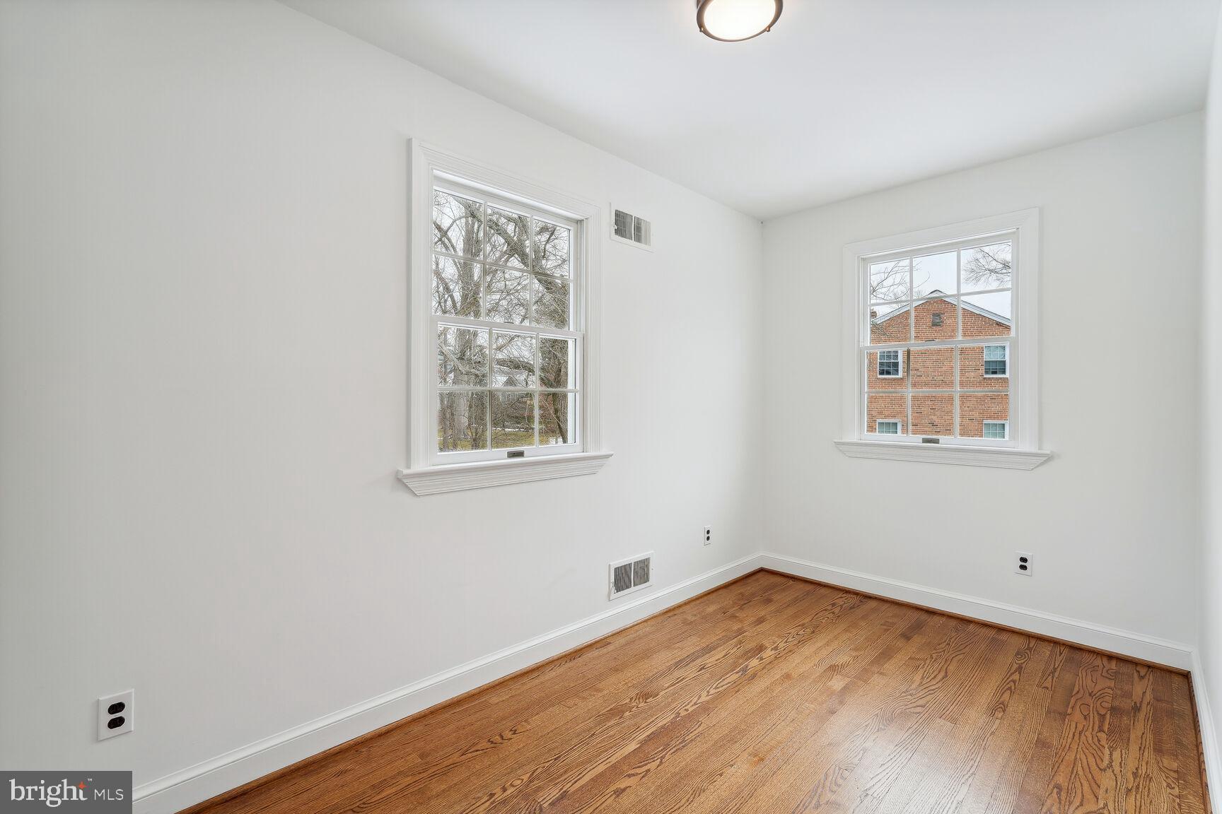 PARKWOOD - Residential