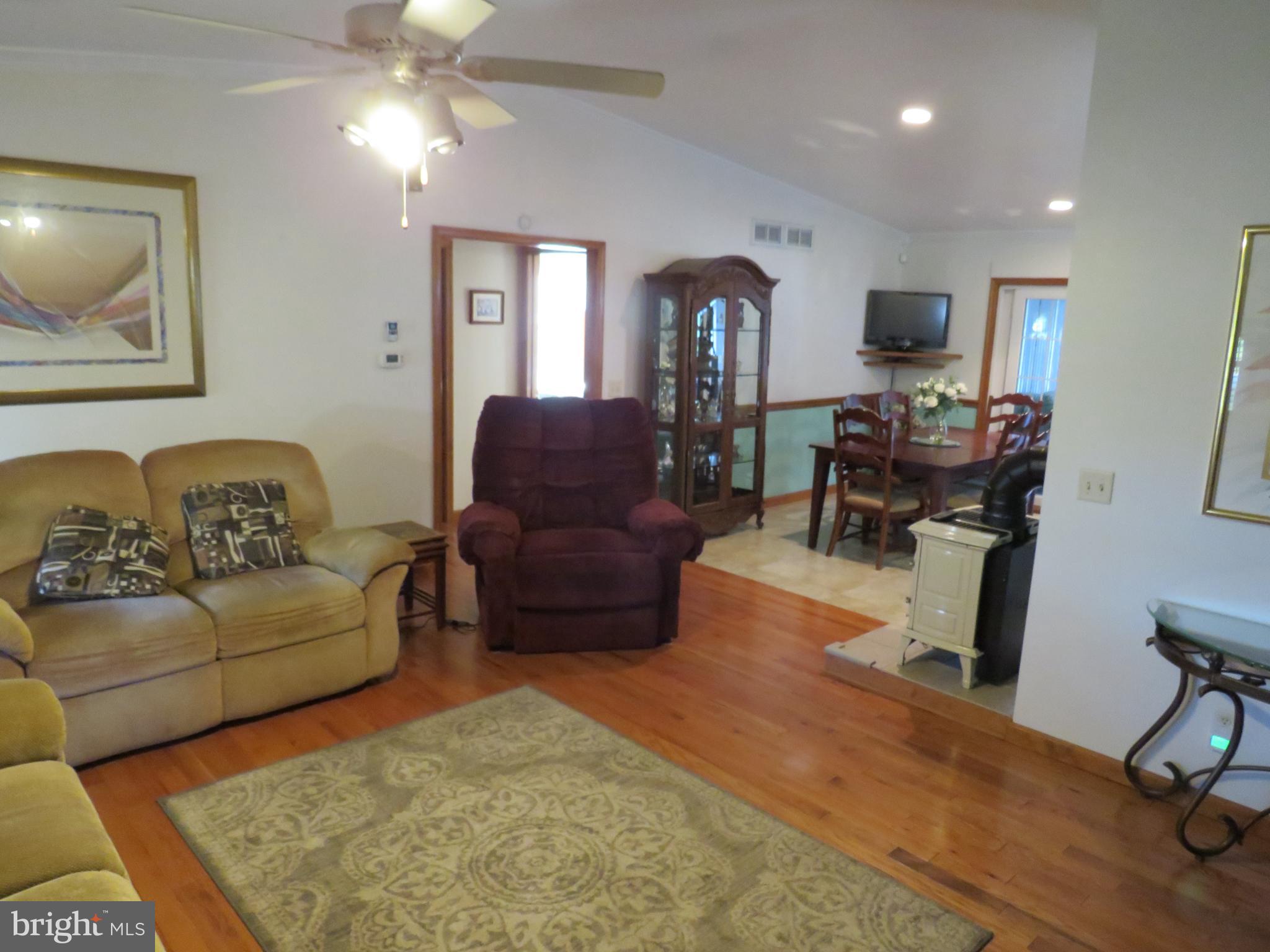 LOGANS RUN - Residential