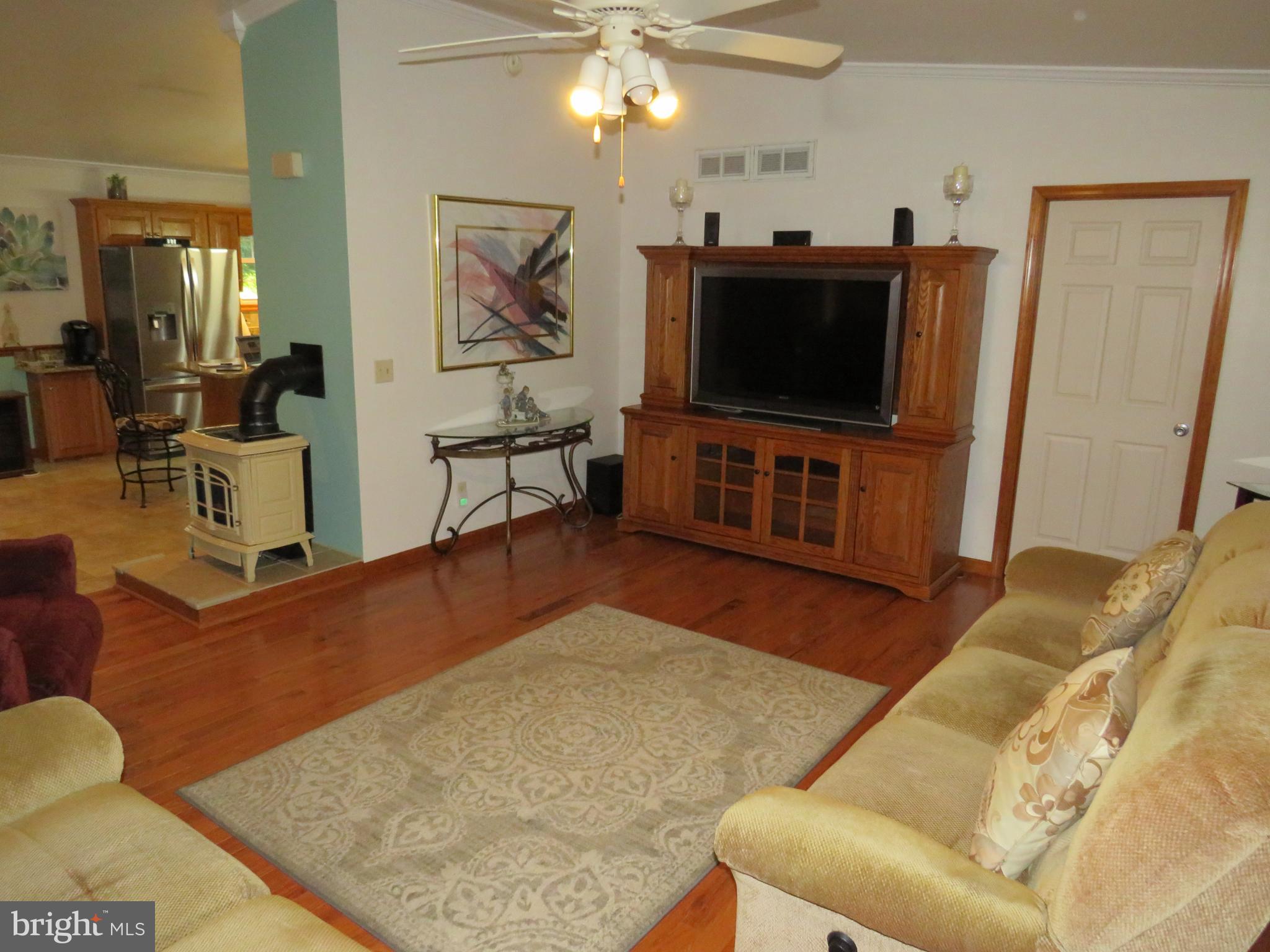 LOGANS RUN - Residential