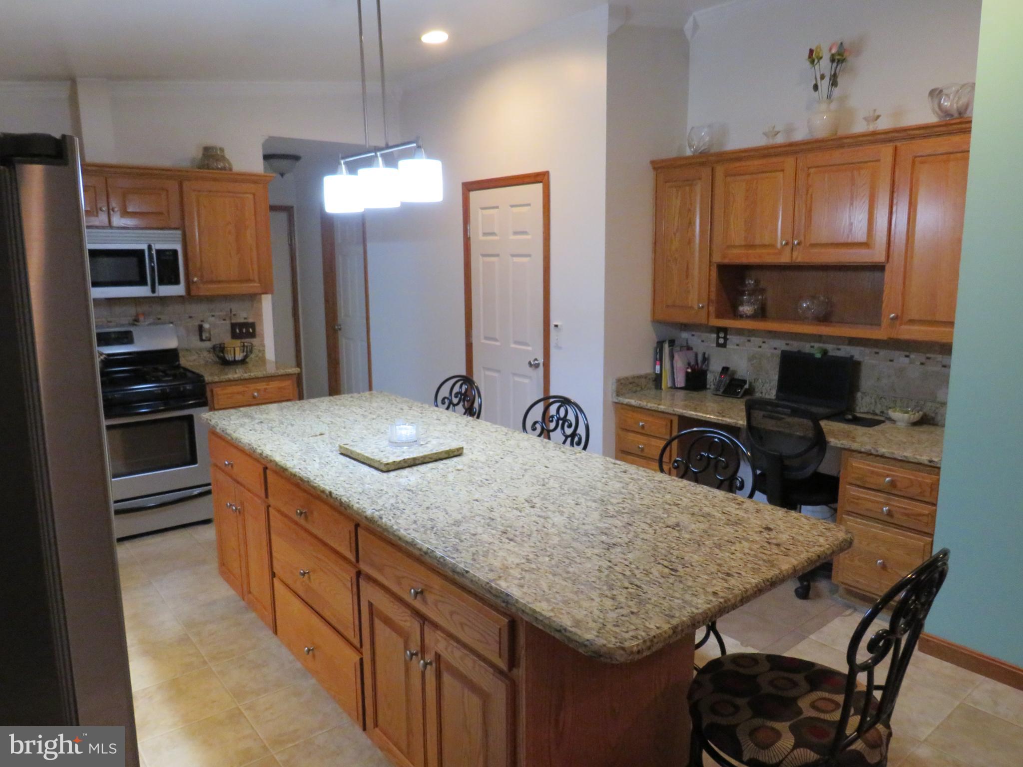 LOGANS RUN - Residential