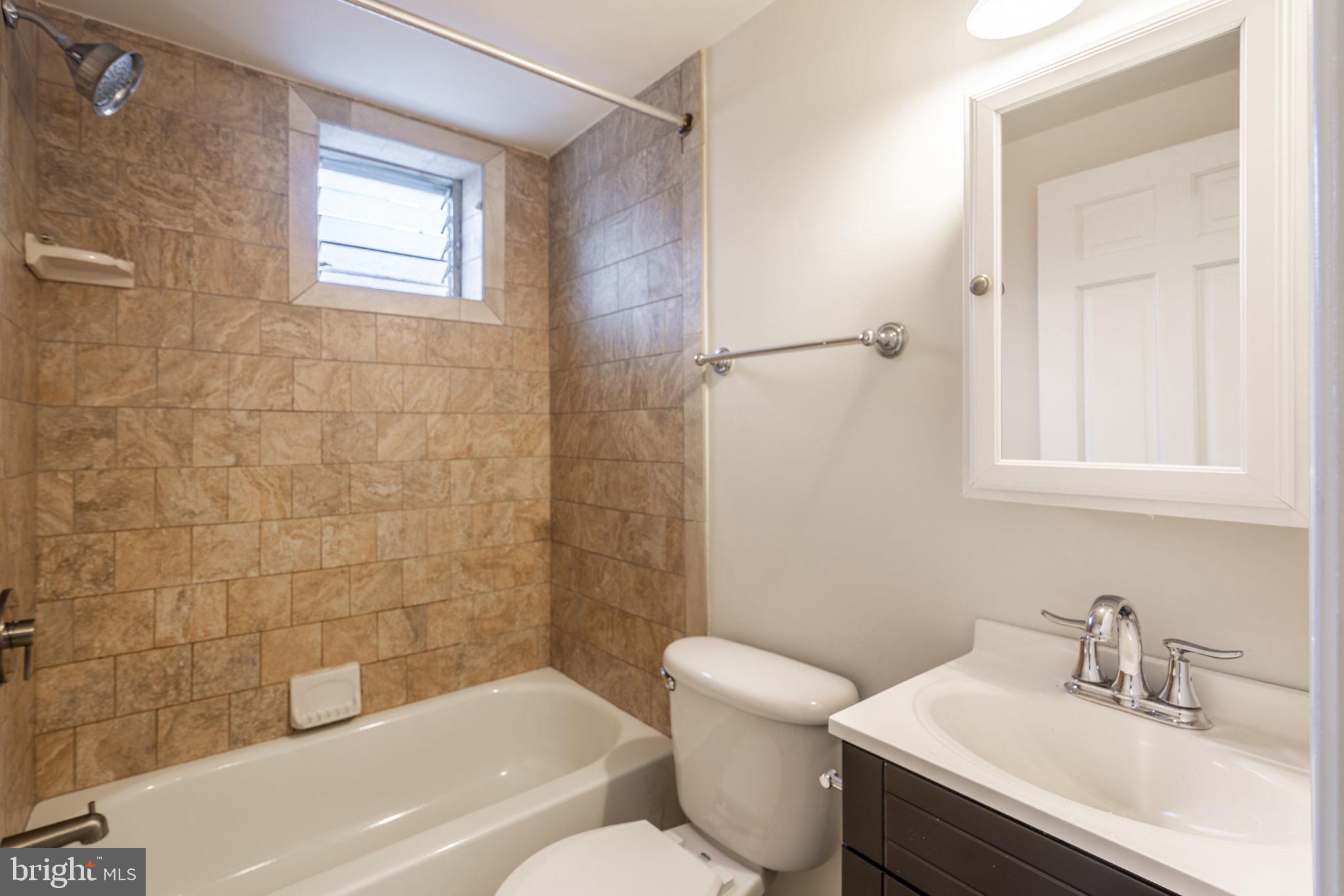 FITLER SQUARE - Residential Lease