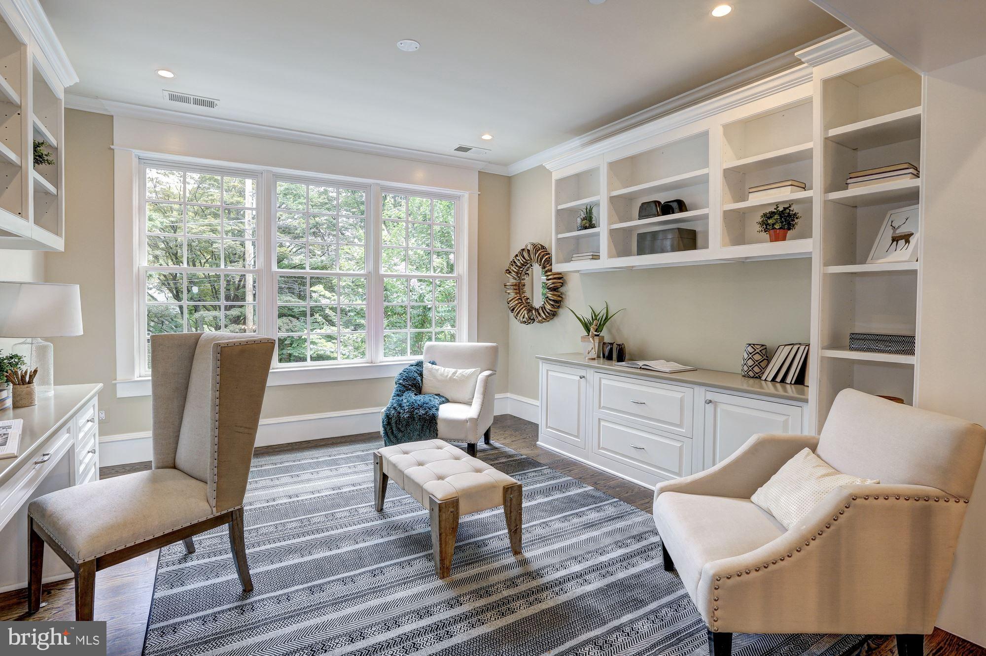 CHEVY CHASE - Residential