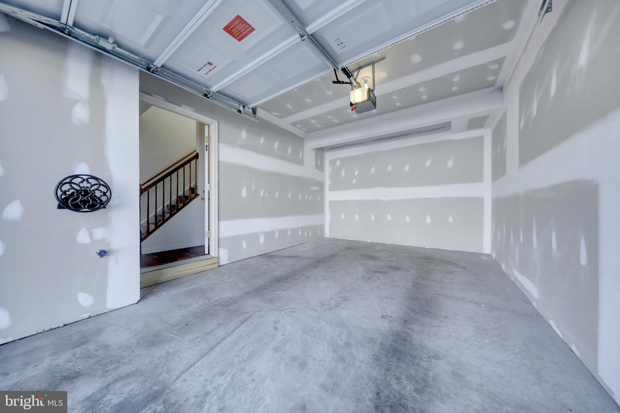 HANOVER - Residential Lease