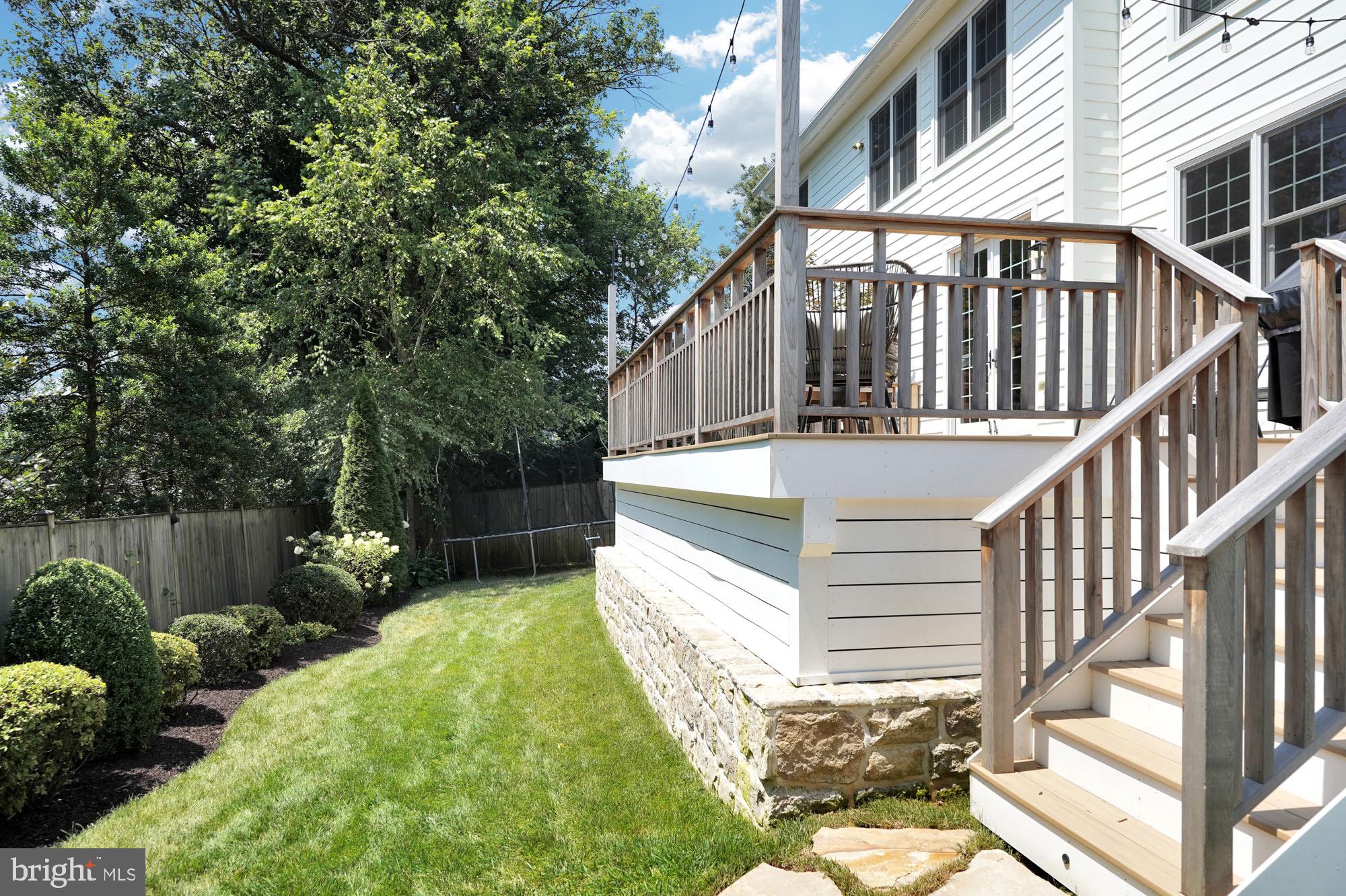 BERKSHIRE OAKWOOD - Residential